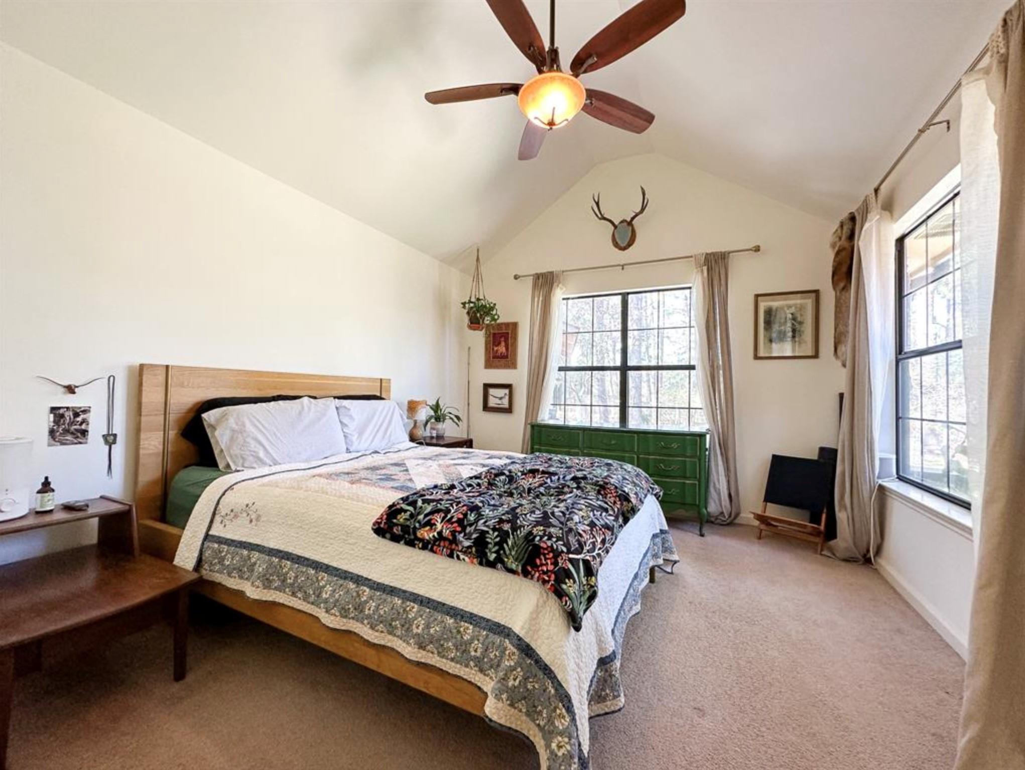 251 Pine View Loop, Bastrop, TX 78602