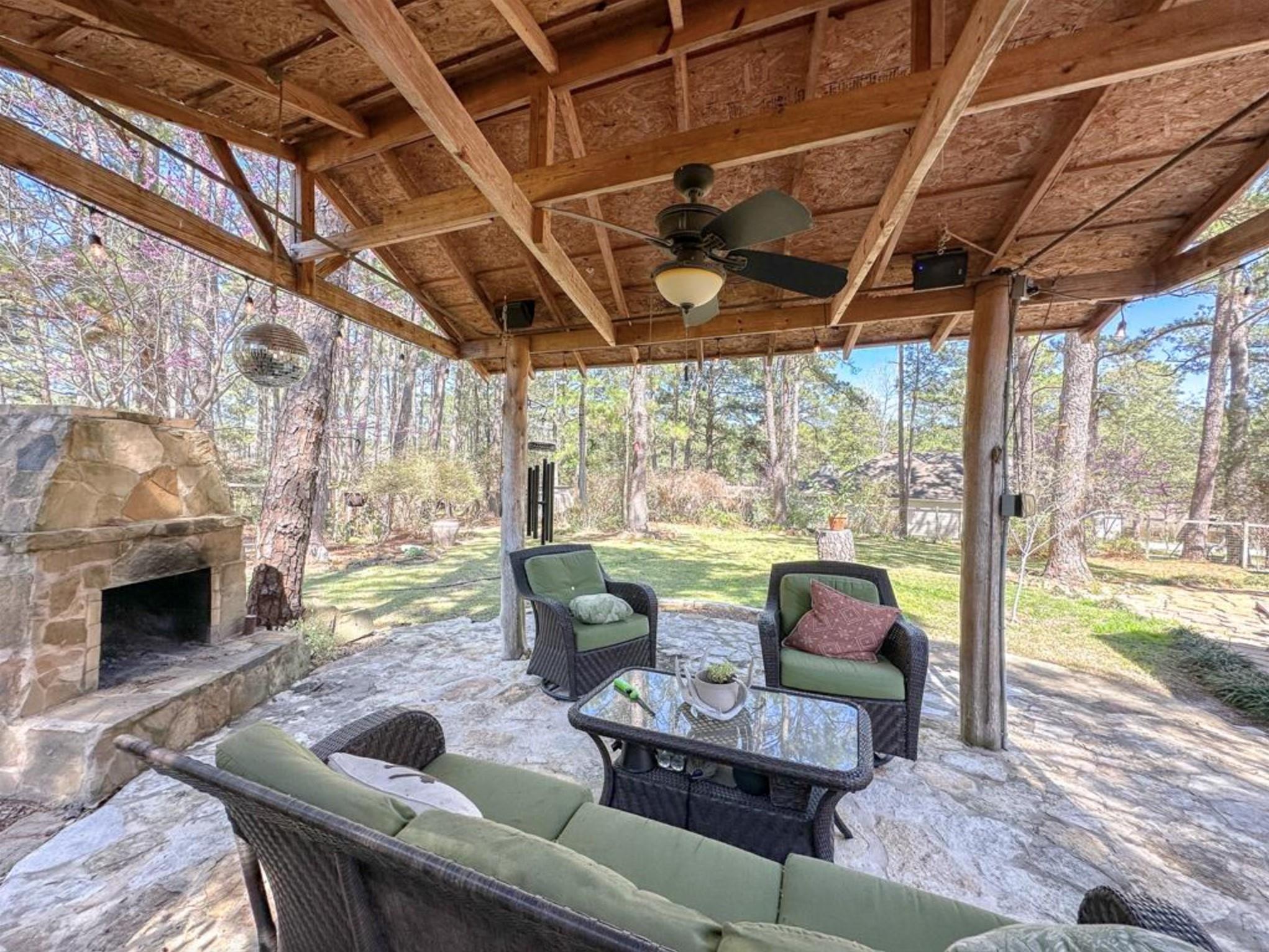 251 Pine View Loop, Bastrop, TX 78602