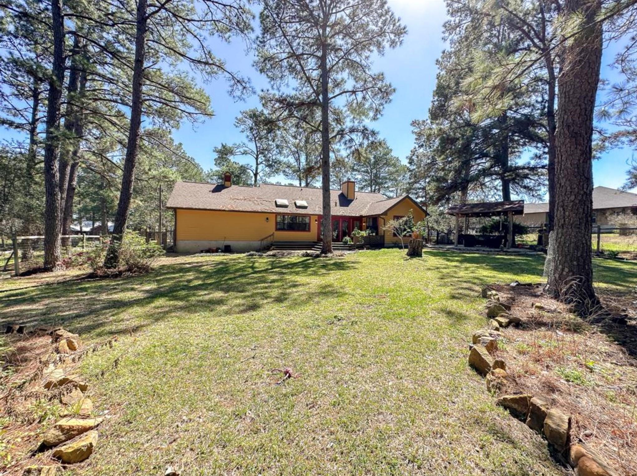 251 Pine View Loop, Bastrop, TX 78602