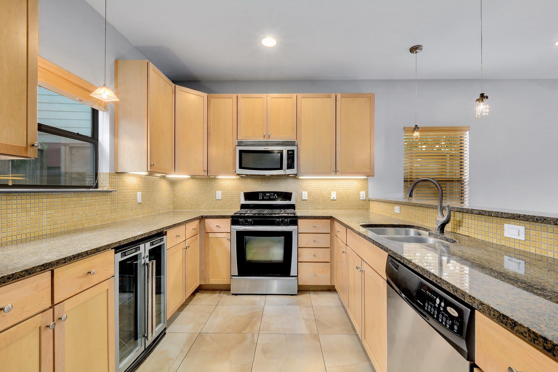 1203 E 2nd St # B, Austin, TX 78702