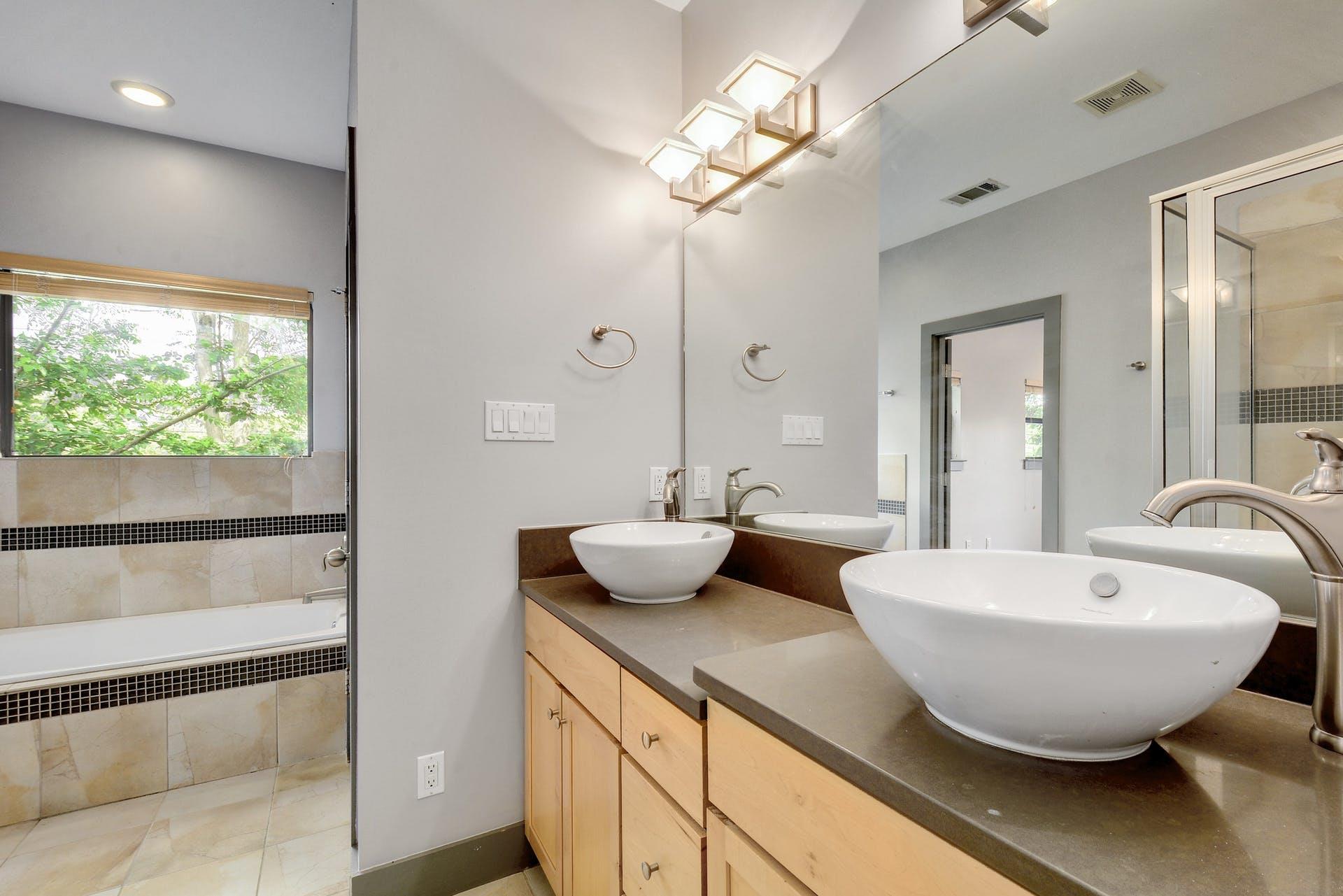 1203 E 2nd St # B, Austin, TX 78702