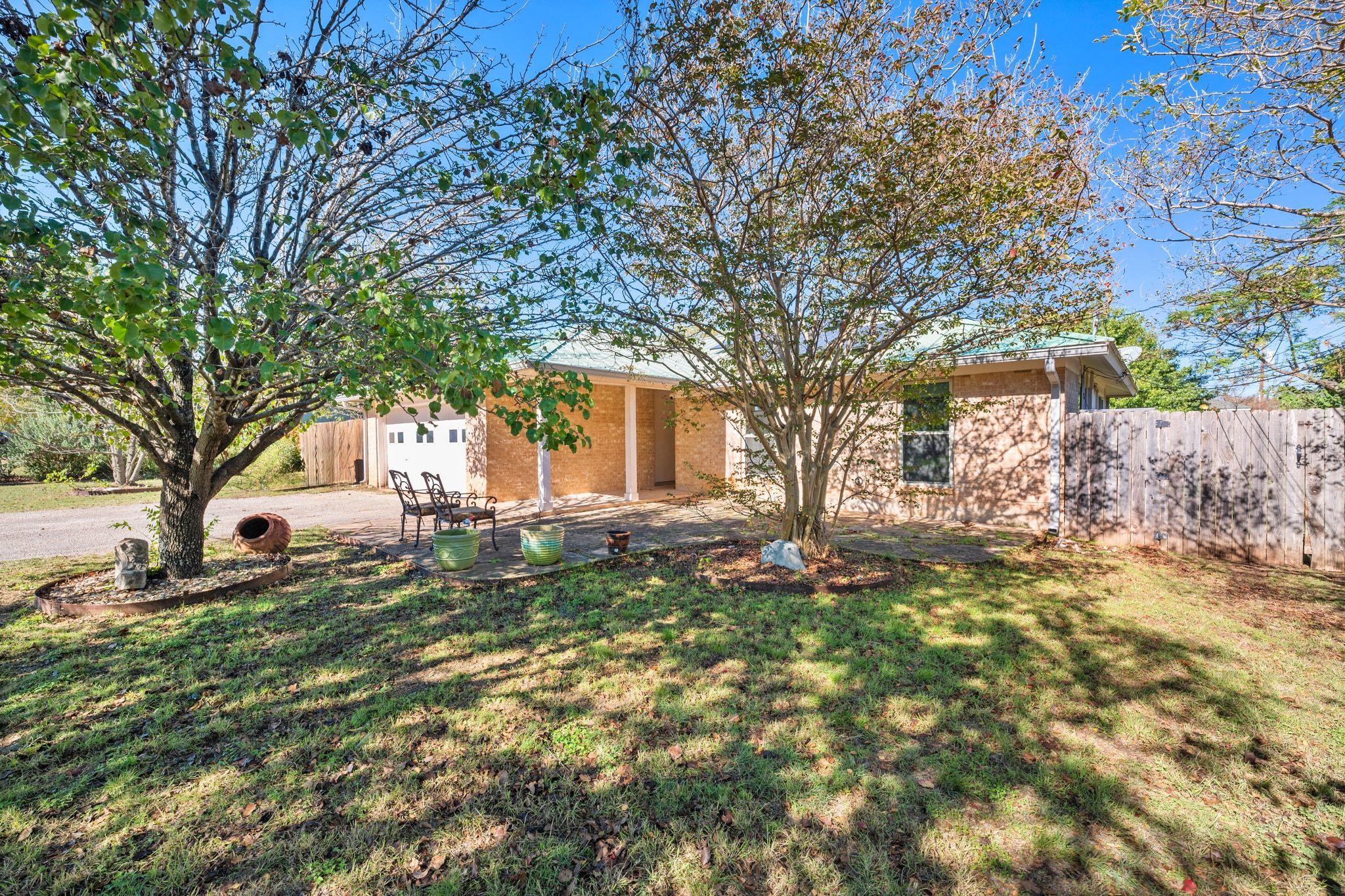 605 Apache Trl, Leander, TX 78641