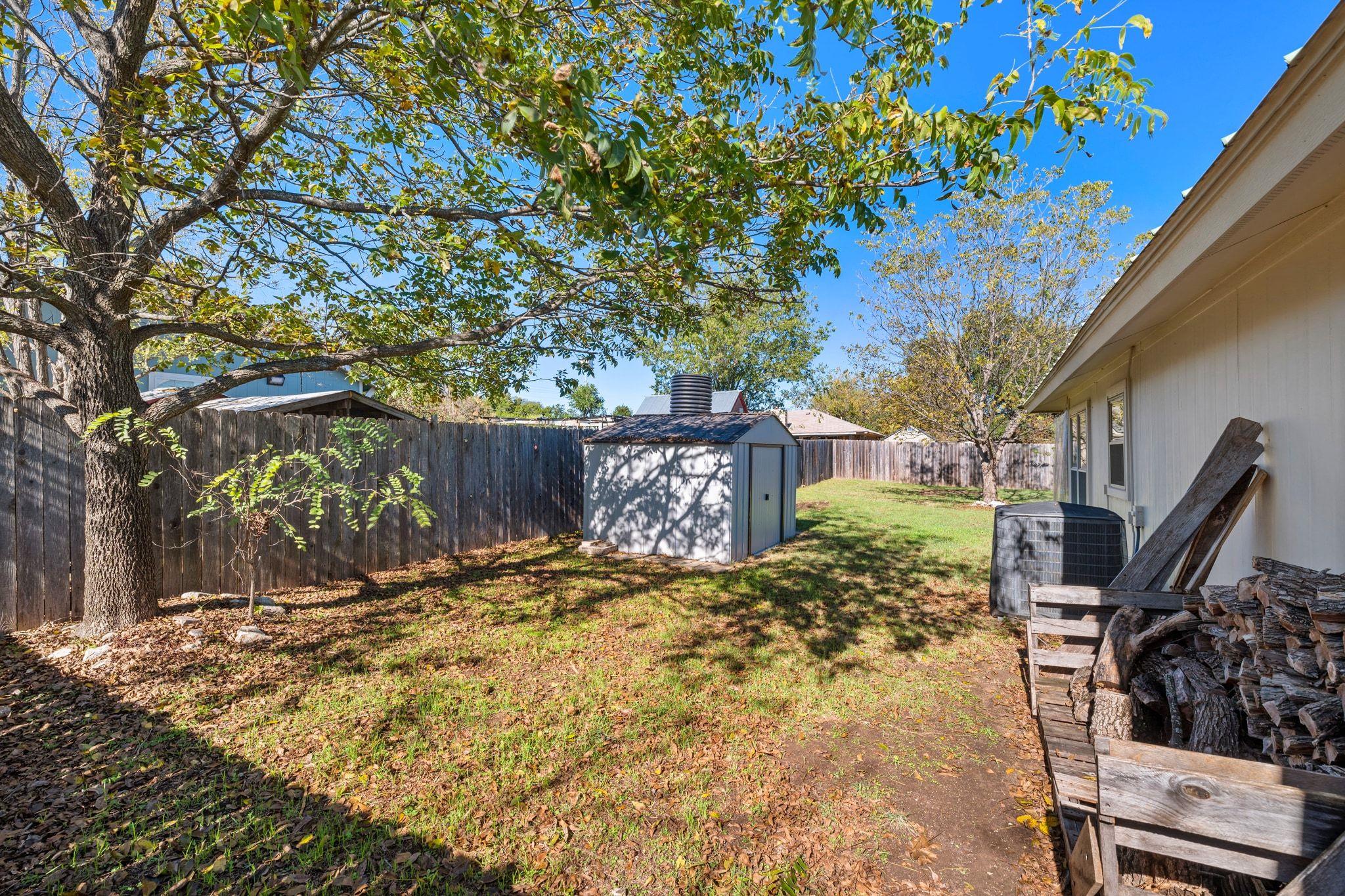 605 Apache Trl, Leander, TX 78641