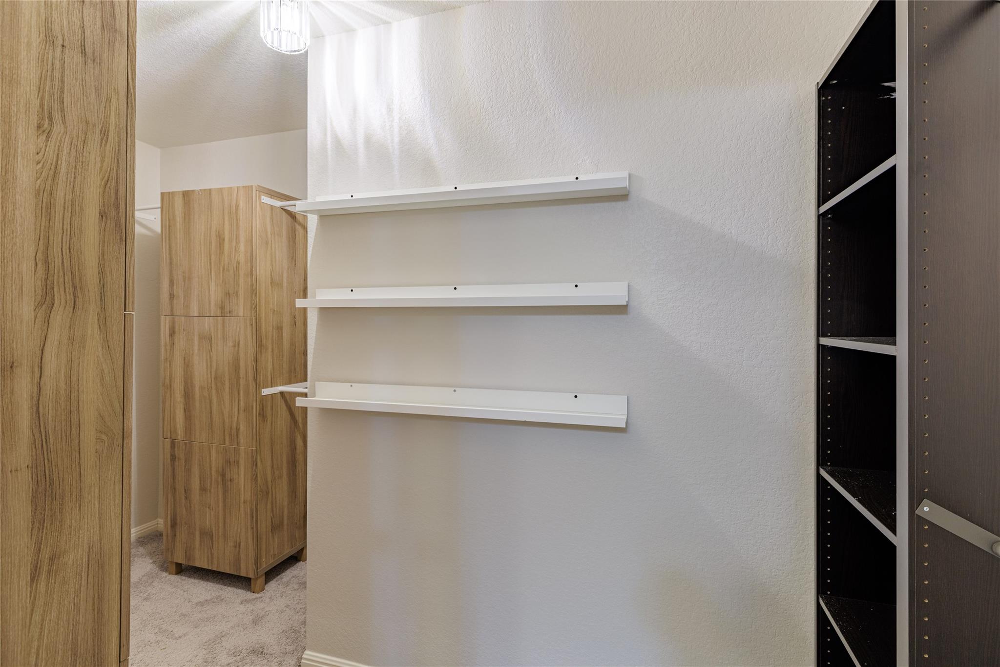 225 Wonderful Life Way, Jarrell, TX 76537