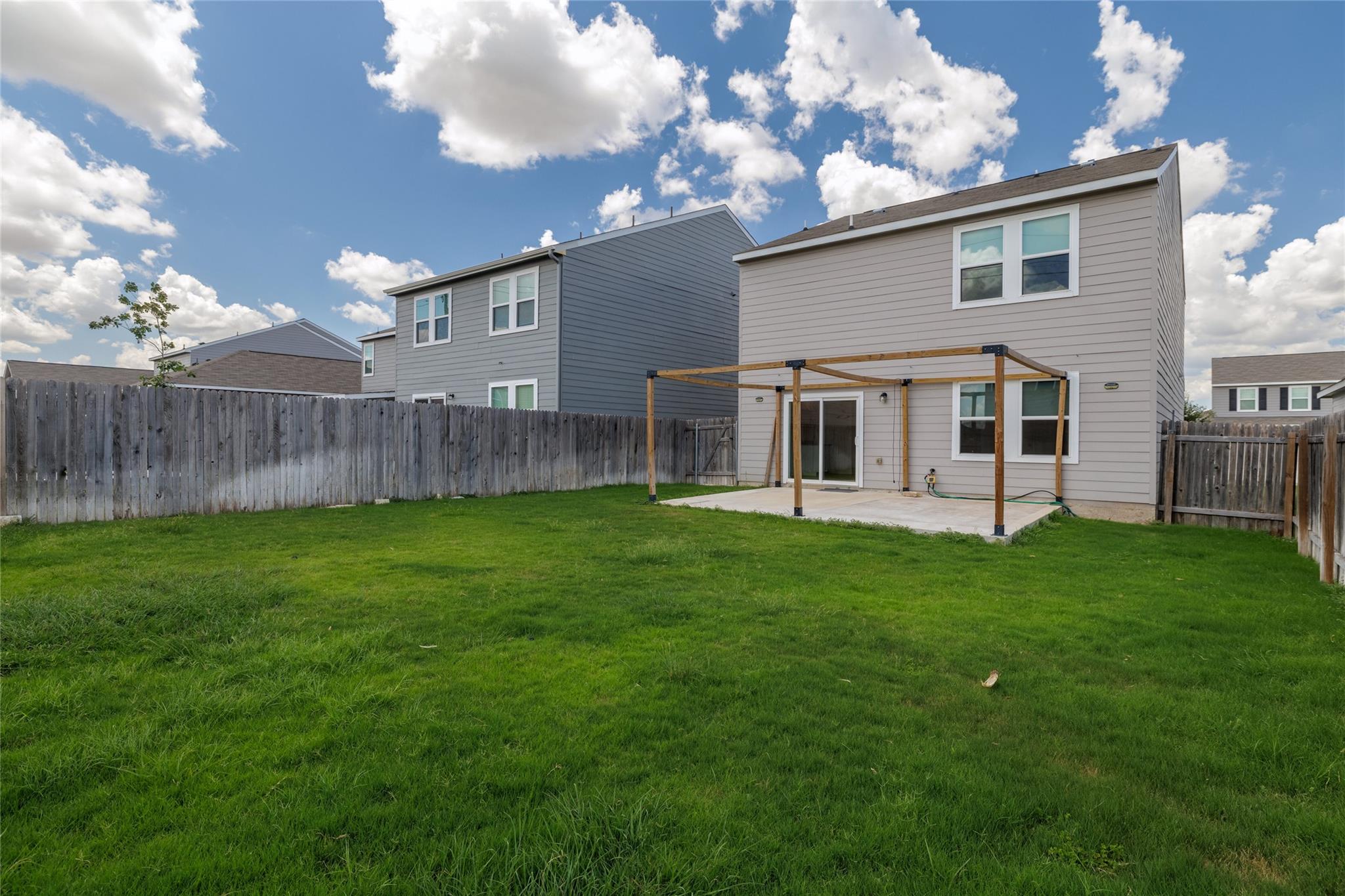 225 Wonderful Life Way, Jarrell, TX 76537