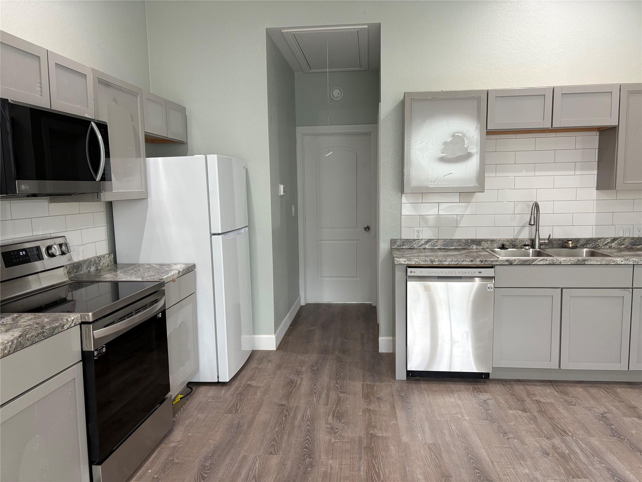 120 Boxwood Ln, Bastrop, TX 78602