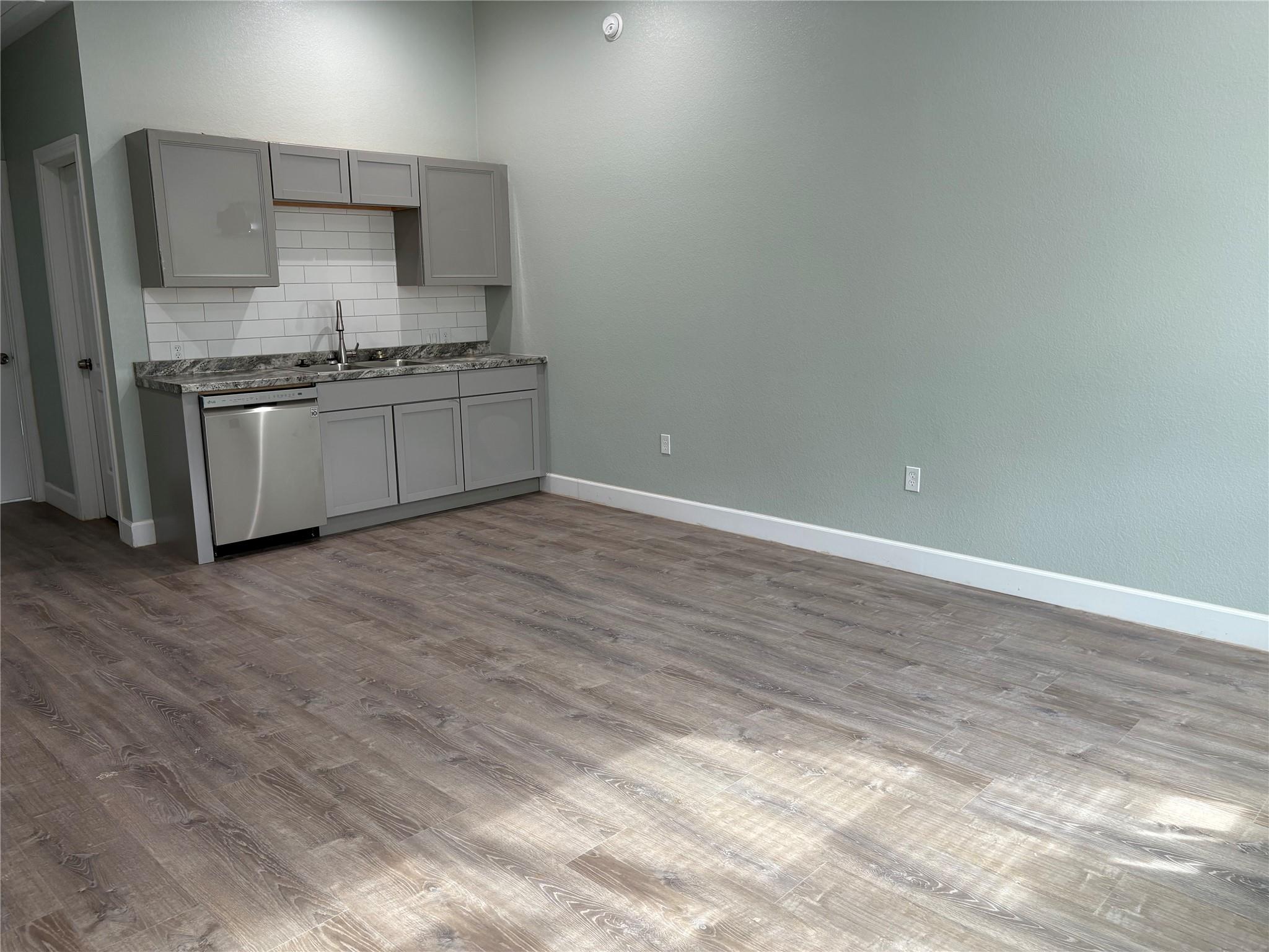 120 Boxwood Ln, Bastrop, TX 78602