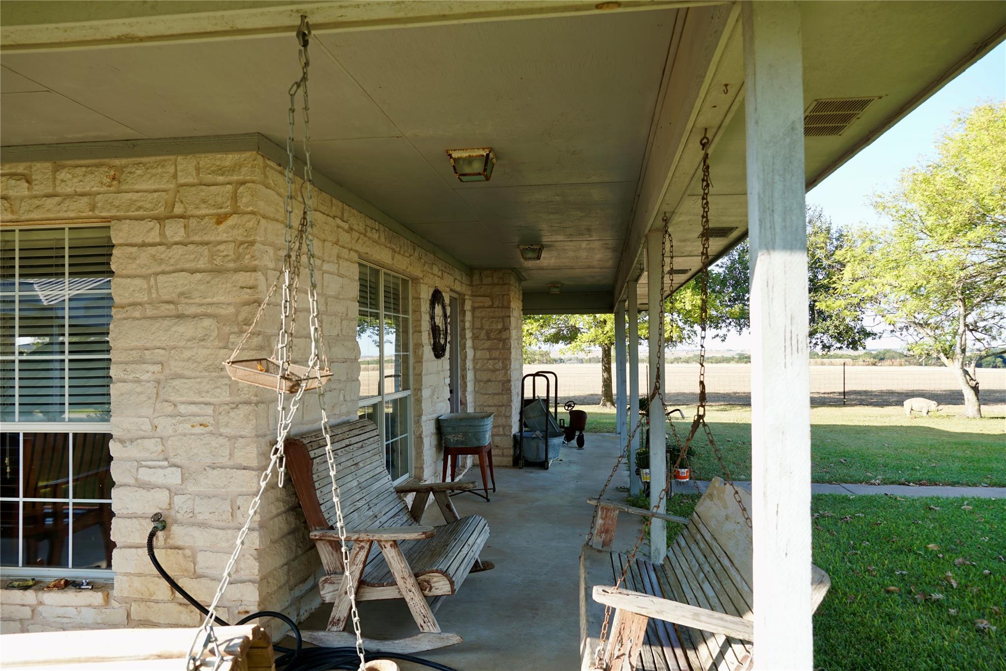 1375 CR 320, Granger, TX 76530