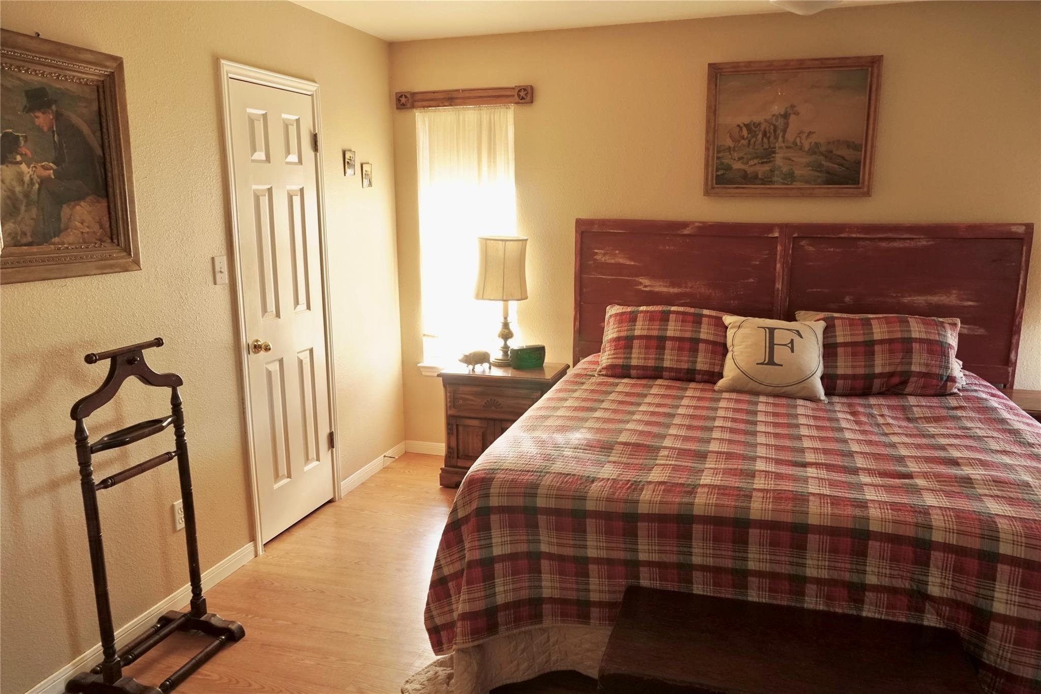 1375 CR 320, Granger, TX 76530