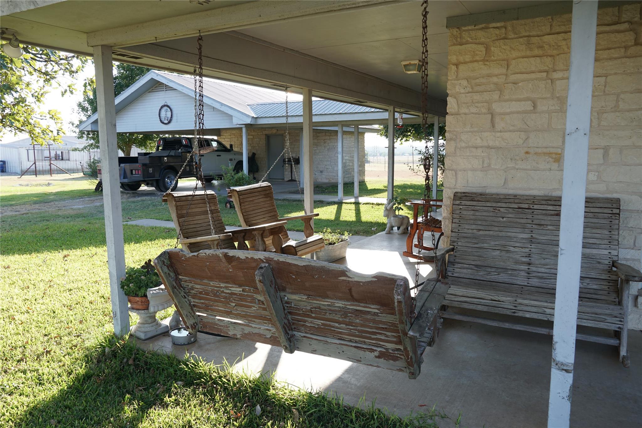 1375 CR 320, Granger, TX 76530