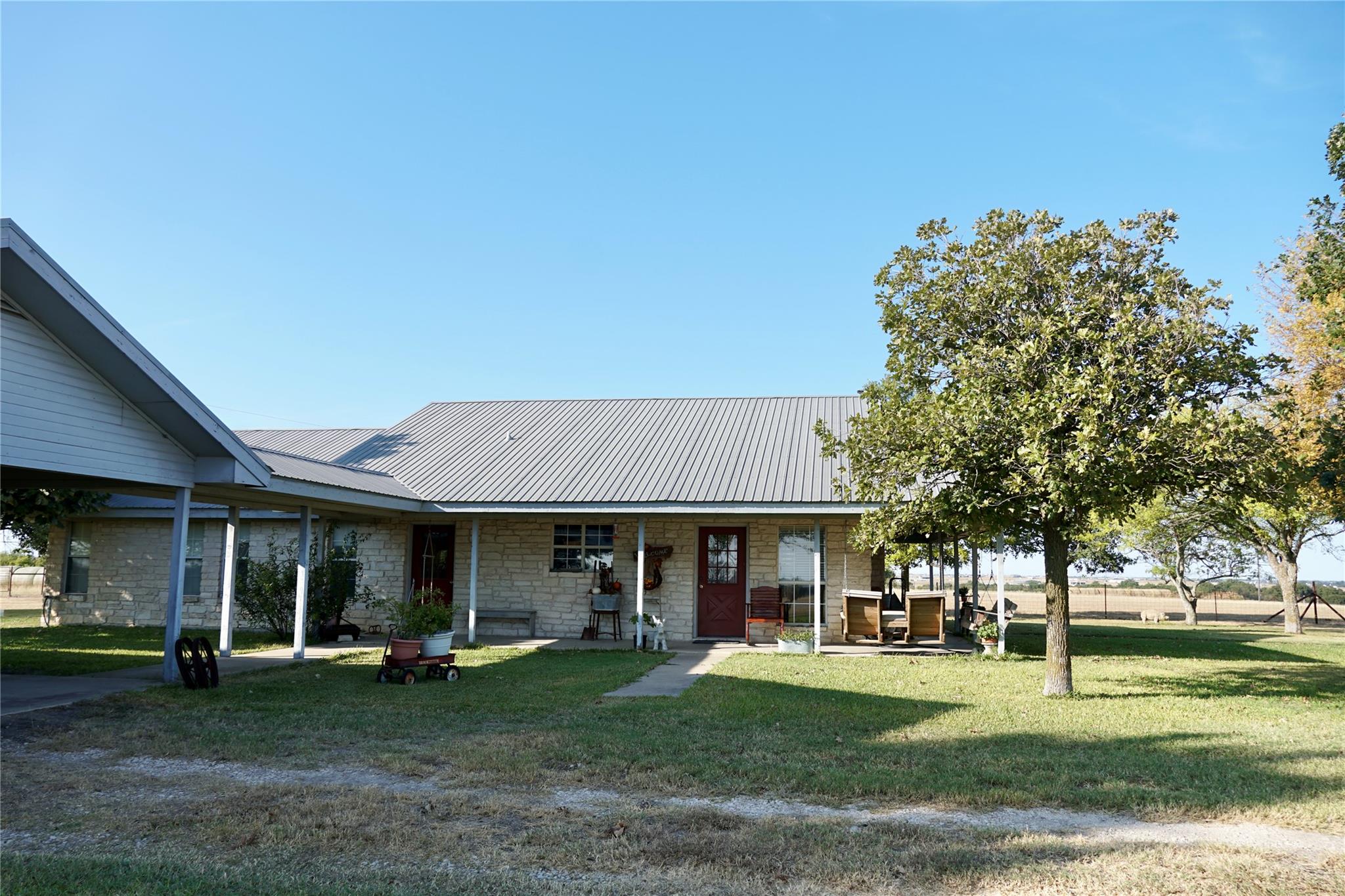 1375 CR 320, Granger, TX 76530
