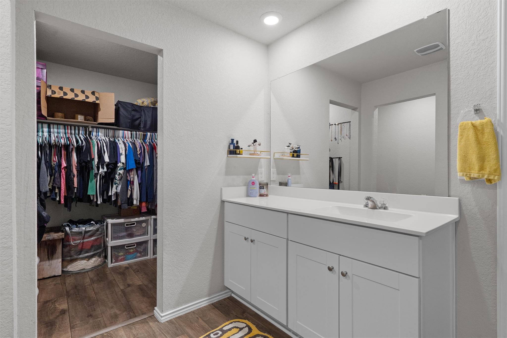 12701 Brahmin Dr, Austin, TX 78724