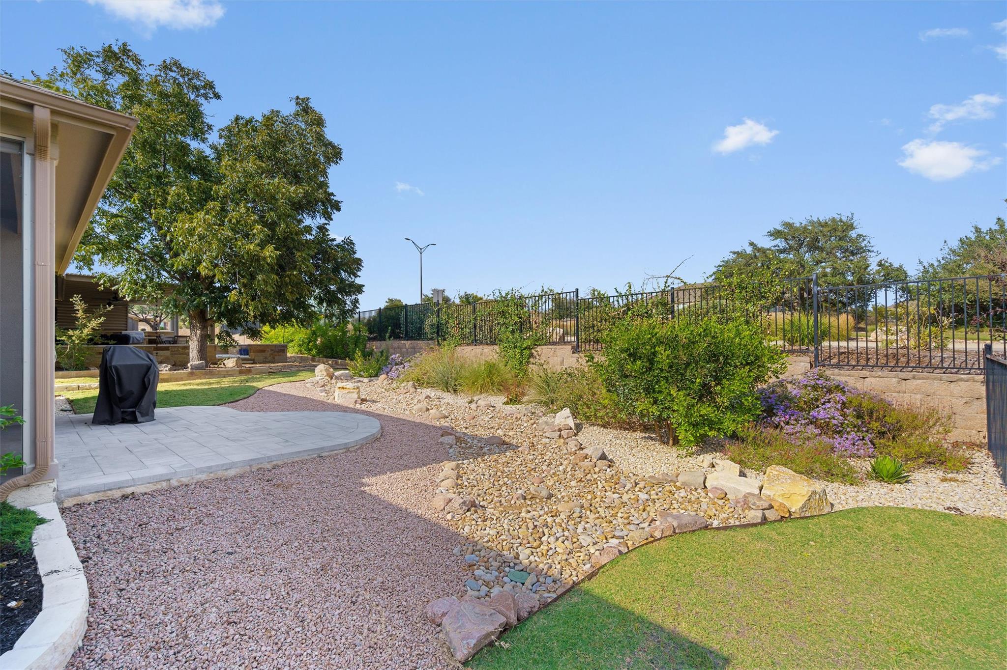 511 Wooden Rail Ln, Georgetown, TX 78633