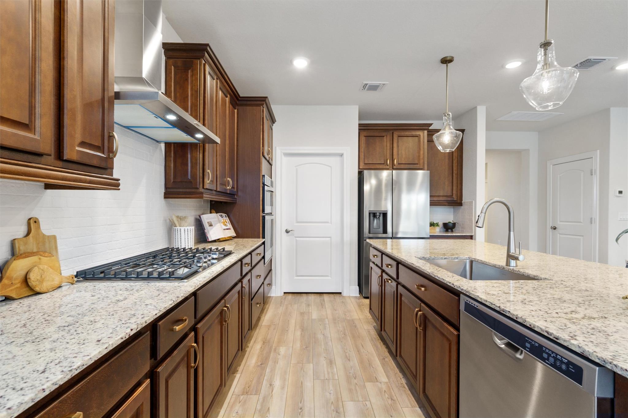 511 Wooden Rail Ln, Georgetown, TX 78633