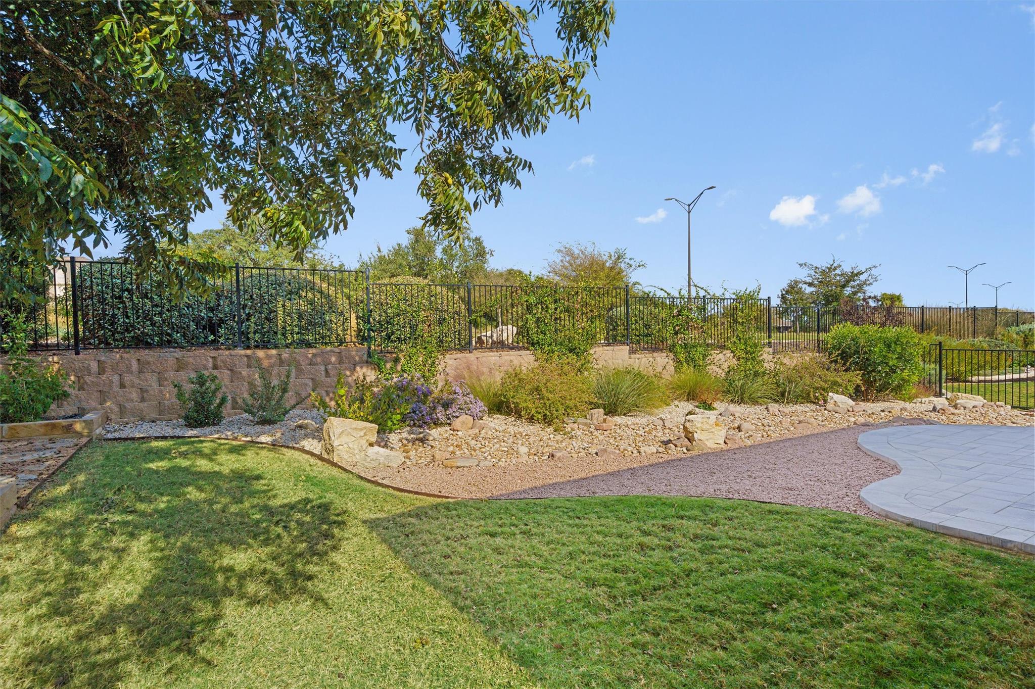 511 Wooden Rail Ln, Georgetown, TX 78633