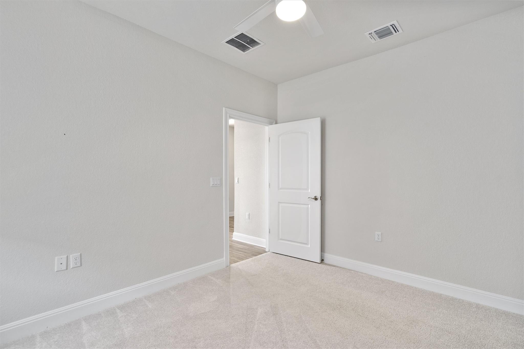 511 Wooden Rail Ln, Georgetown, TX 78633