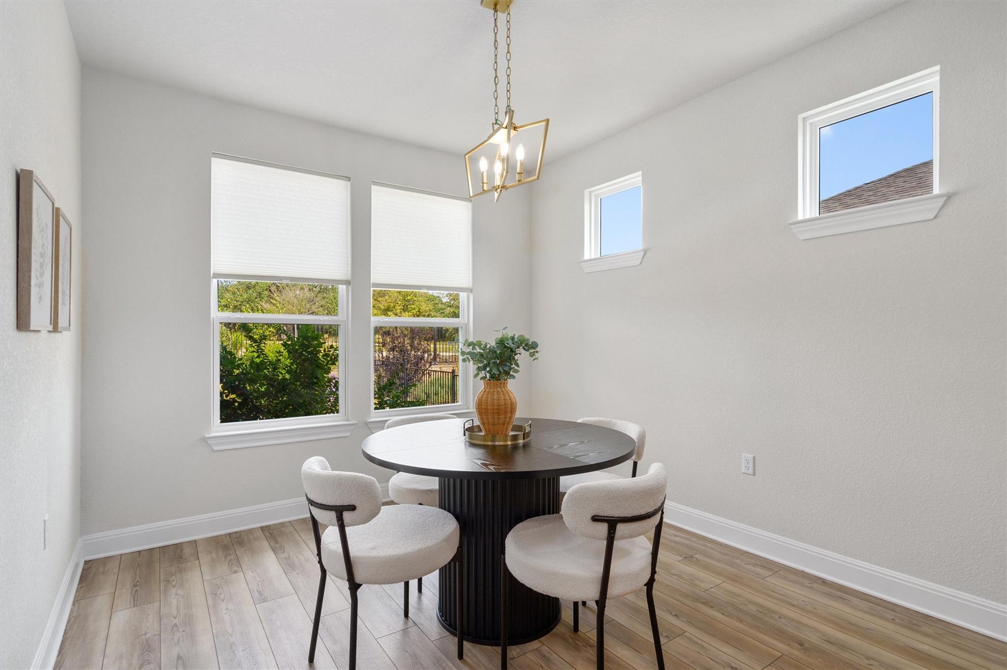 511 Wooden Rail Ln, Georgetown, TX 78633