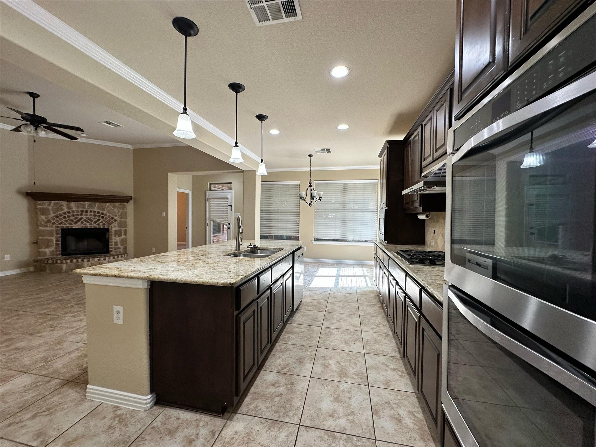 106 Shetland Ln, Cedar Park, TX 78613