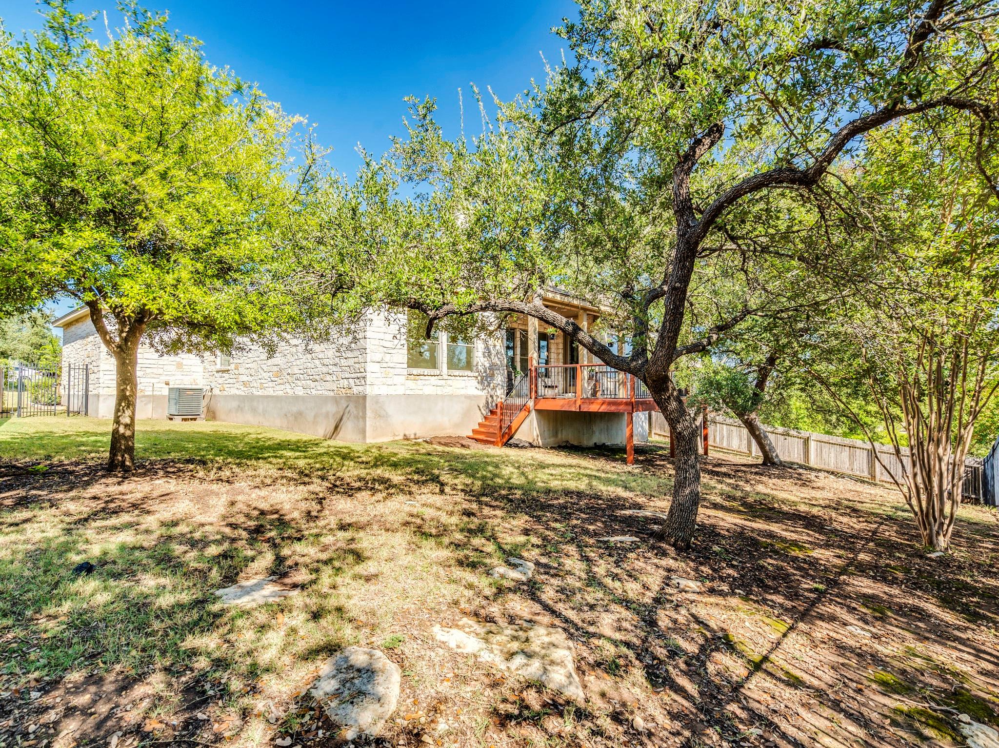 21708 Agarito Ln, Spicewood, TX 78669
