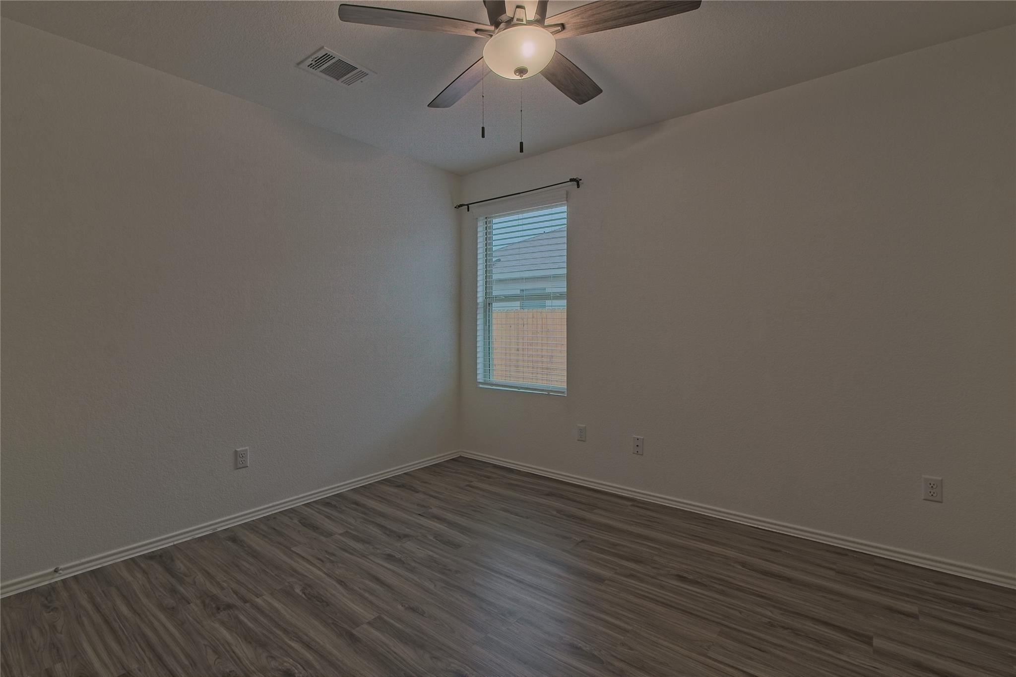 108 Pumpkin Dr, Hutto, TX 78634