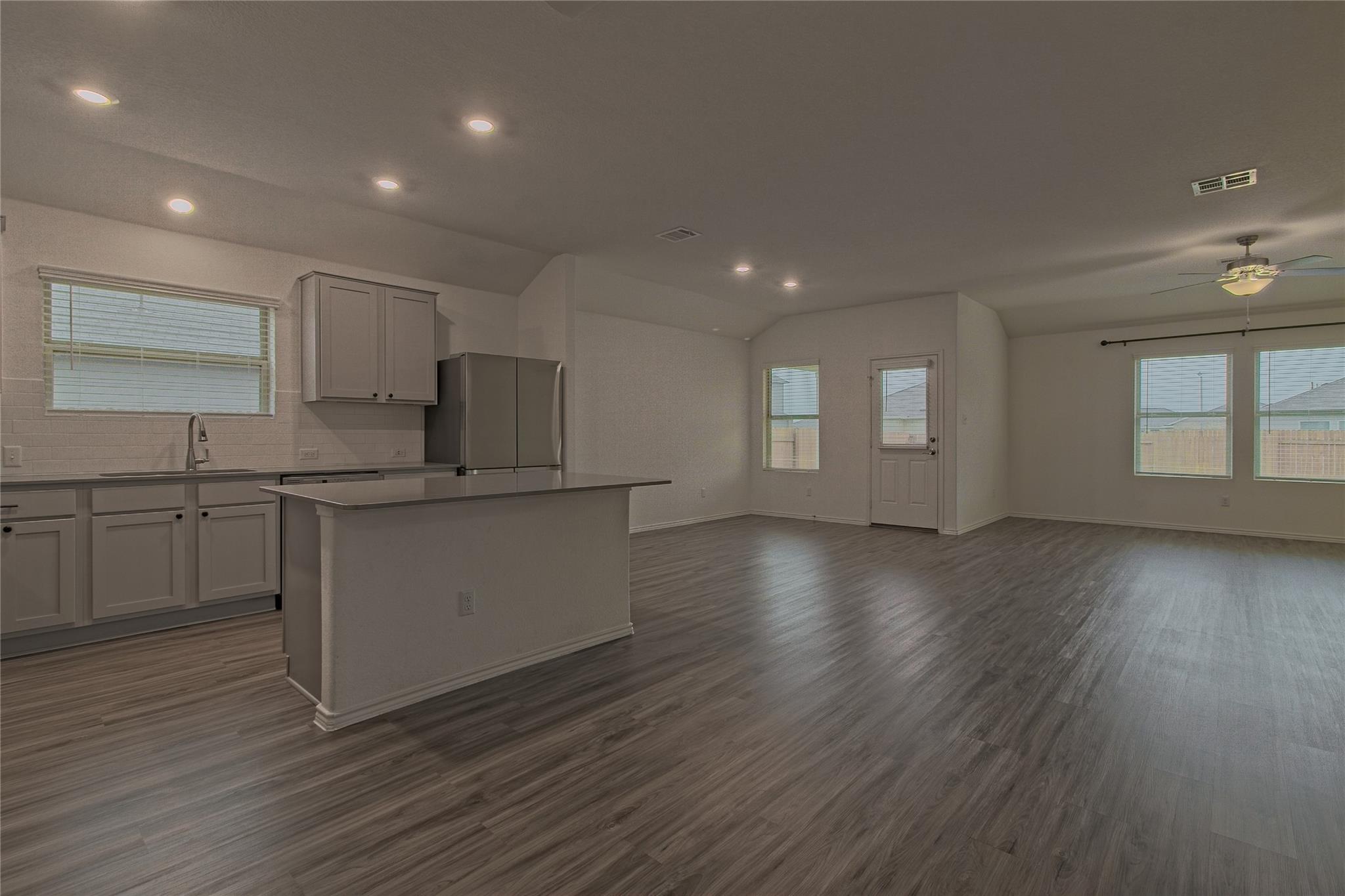 108 Pumpkin Dr, Hutto, TX 78634