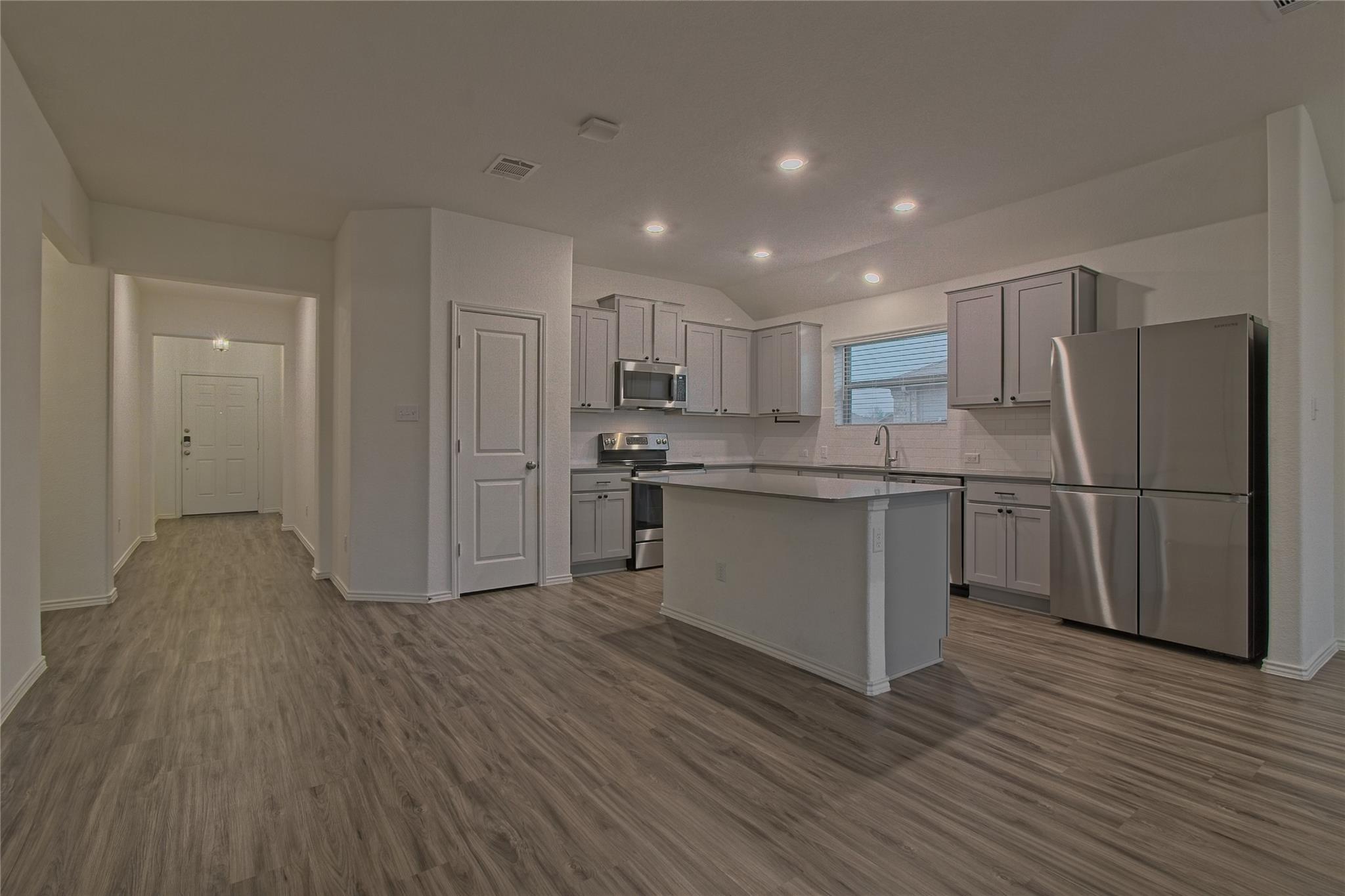 108 Pumpkin Dr, Hutto, TX 78634