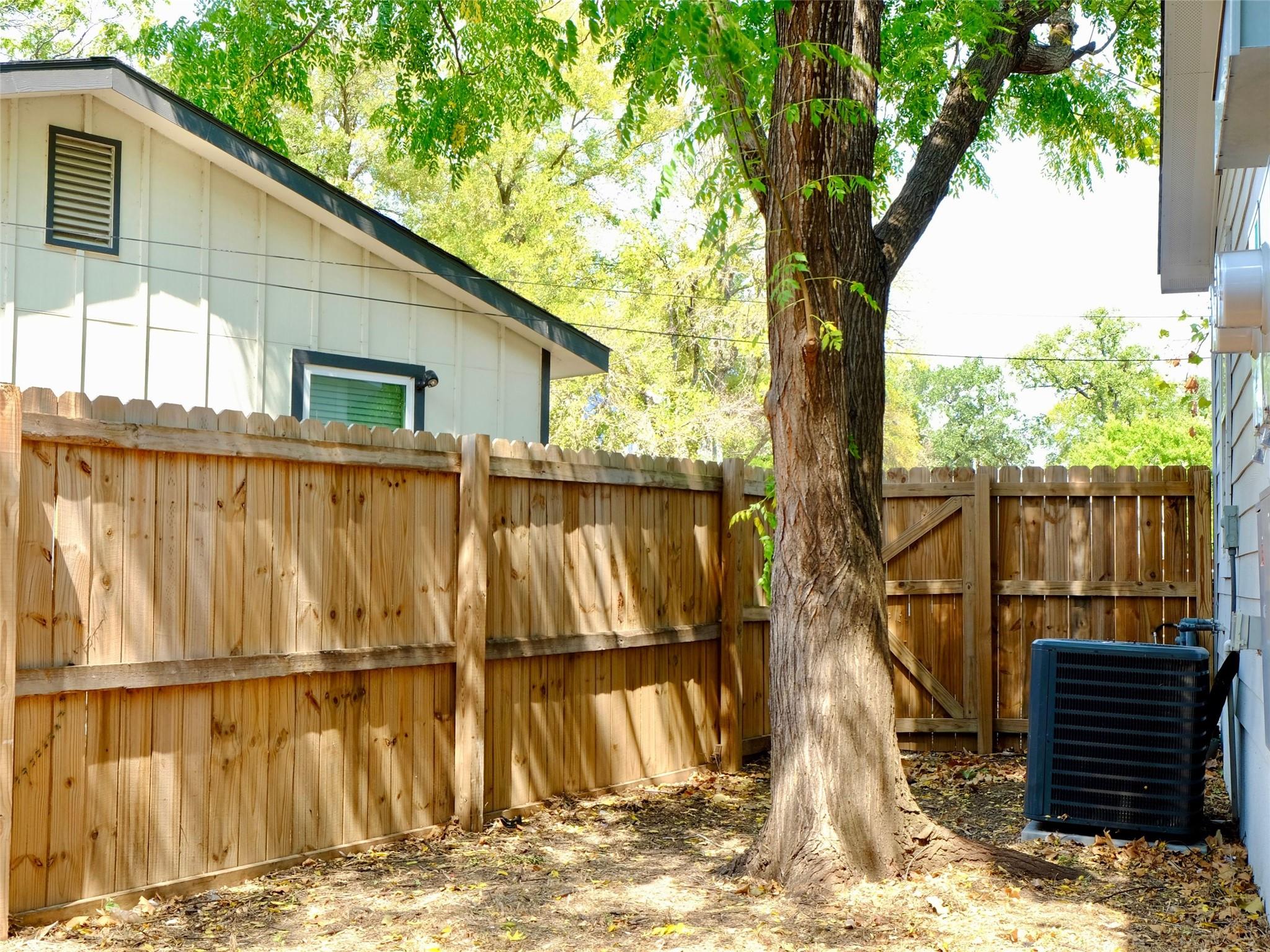 1401 Marcus Pl # B, Austin, TX 78721