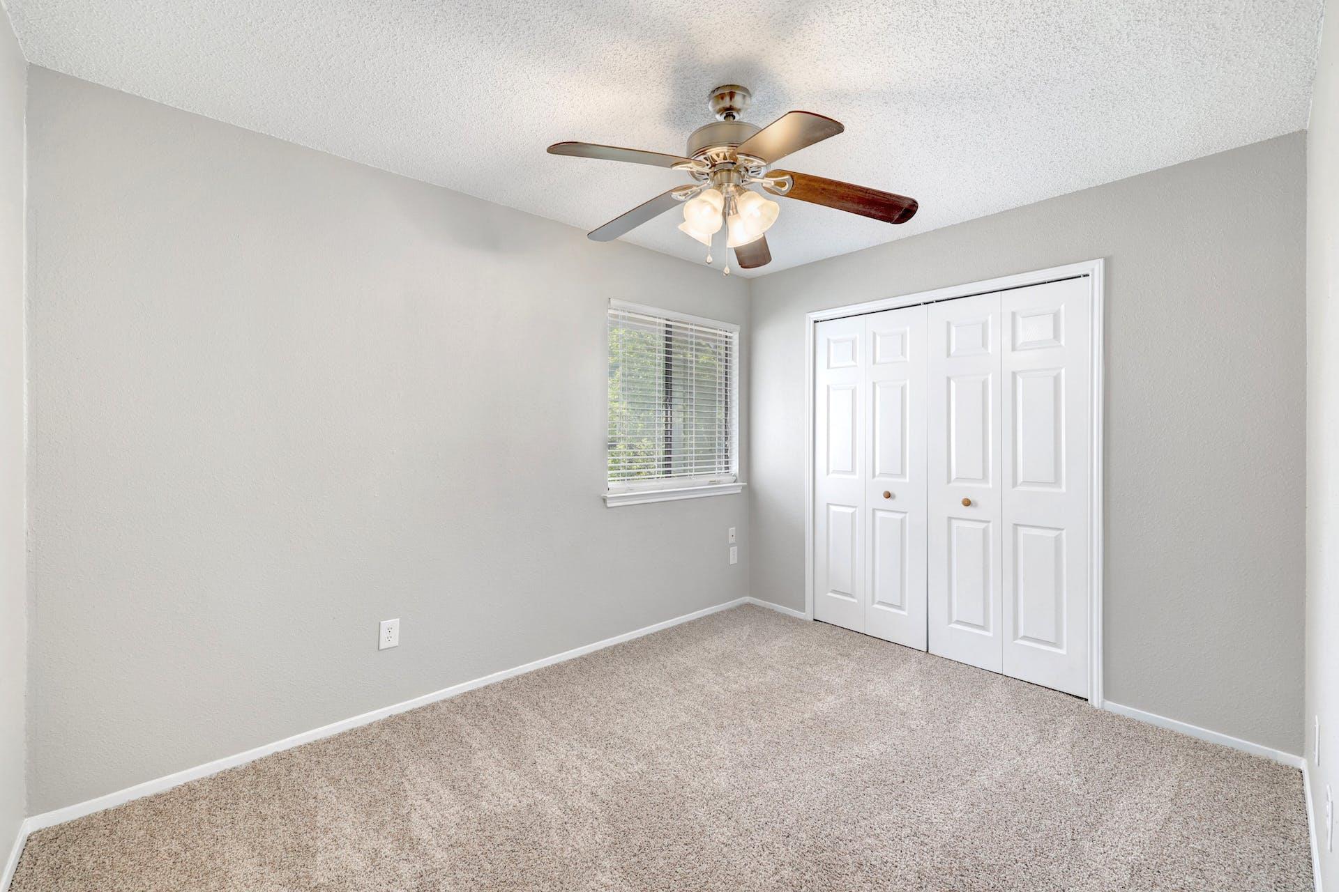 2102 Bluebonnet Dr, Round Rock, TX 78664