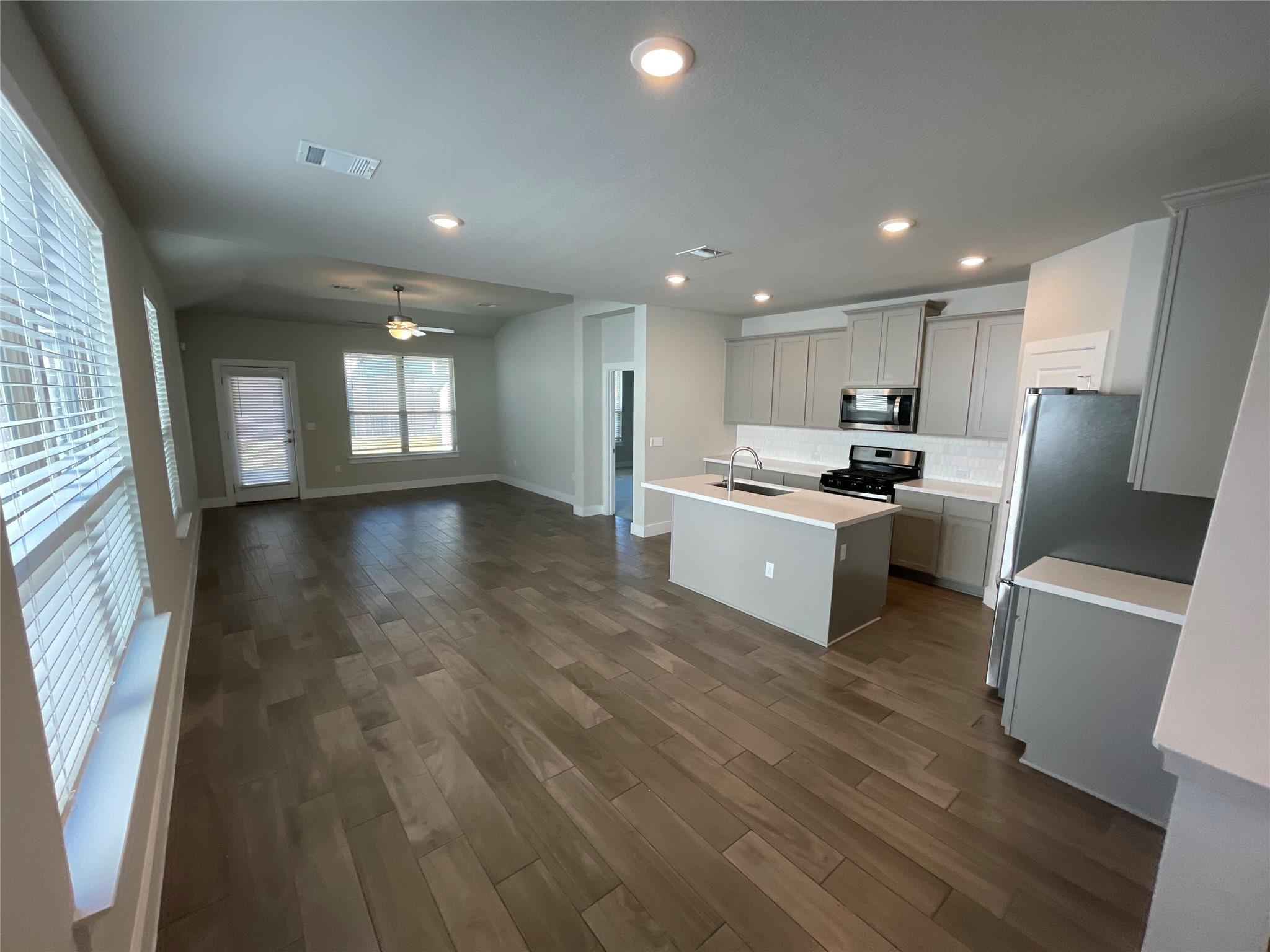 8412 Cottage Rose Dr, Austin, TX 78744