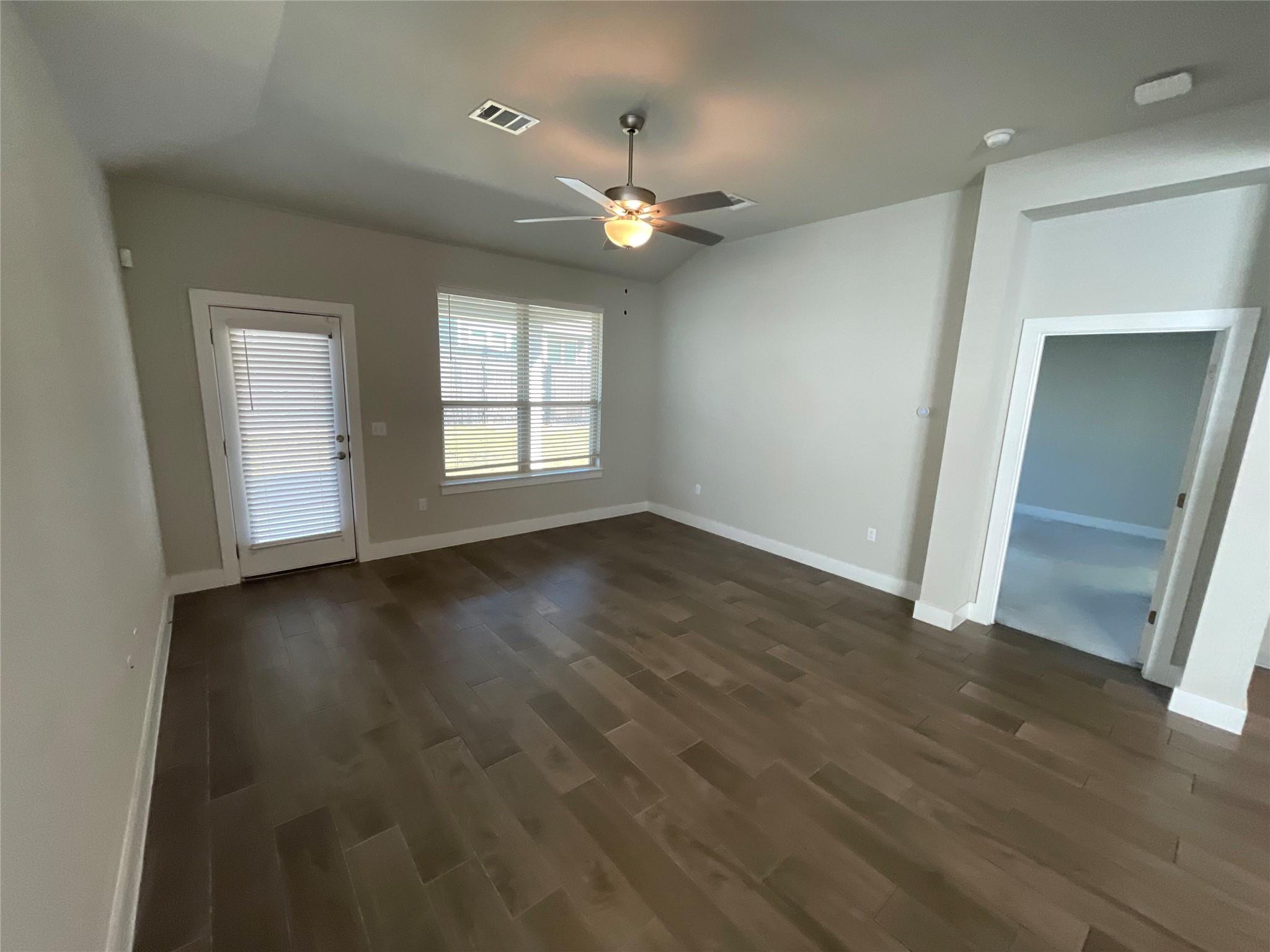 8412 Cottage Rose Dr, Austin, TX 78744