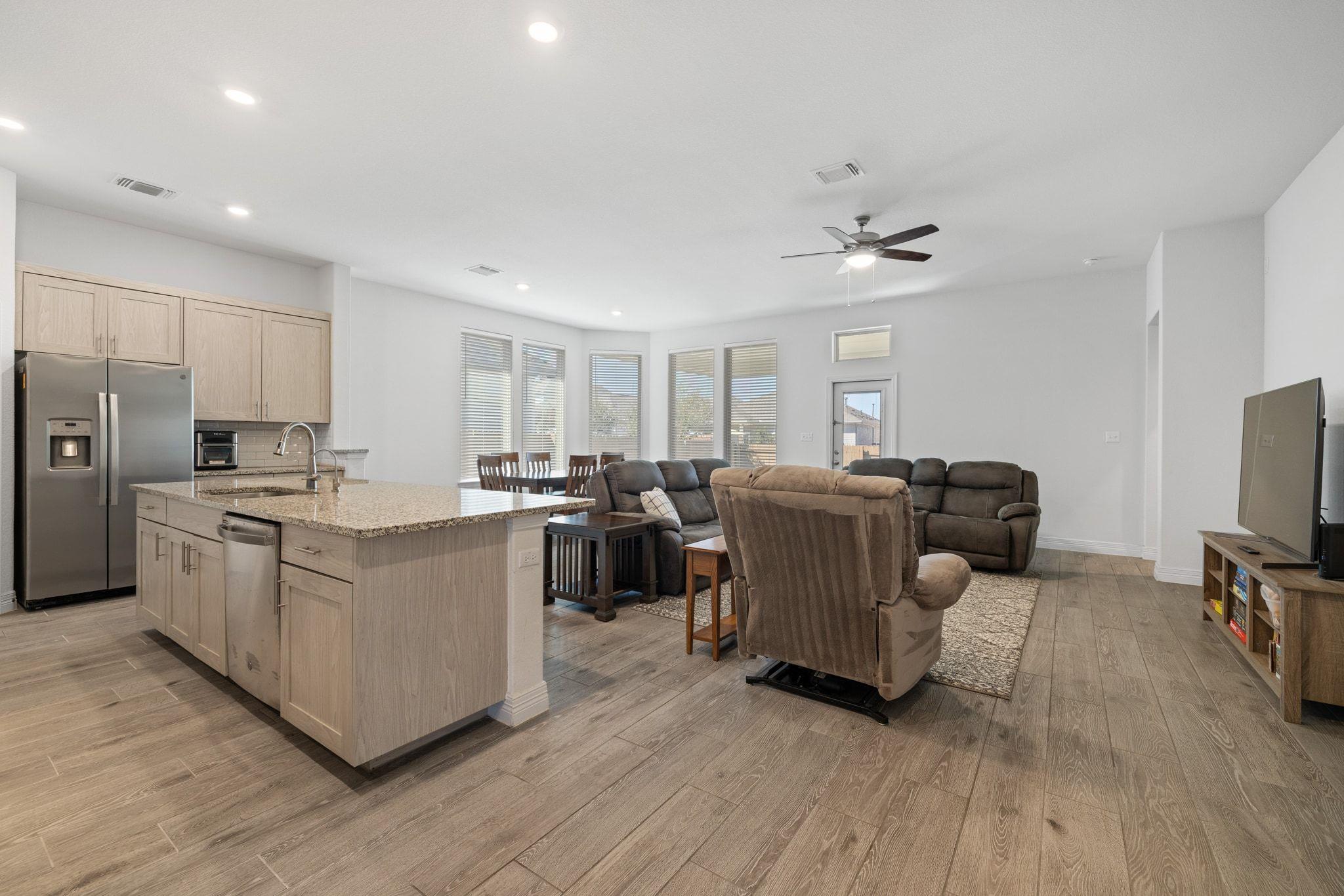 704 Muster Bnd, Georgetown, TX 78626