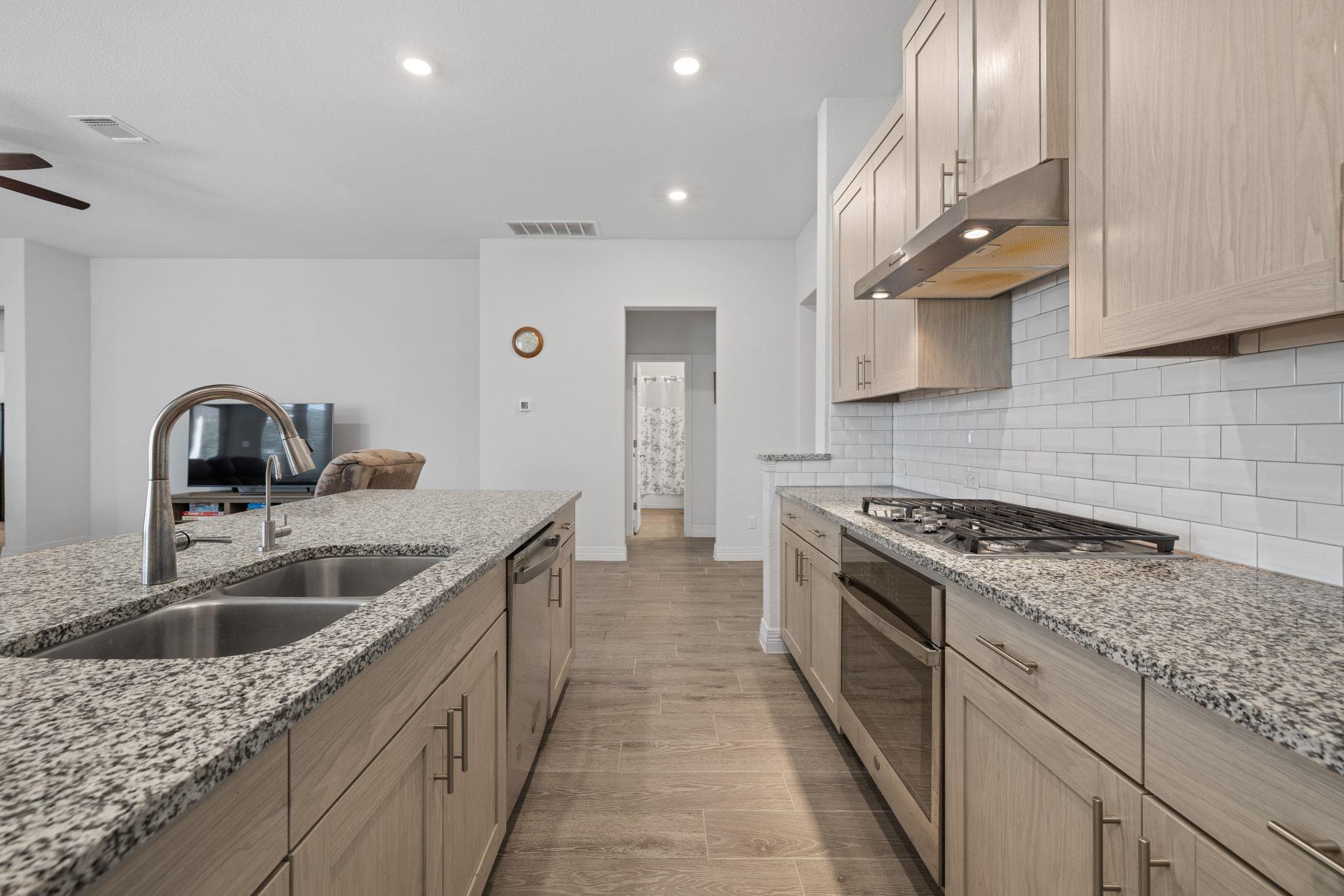 704 Muster Bnd, Georgetown, TX 78626