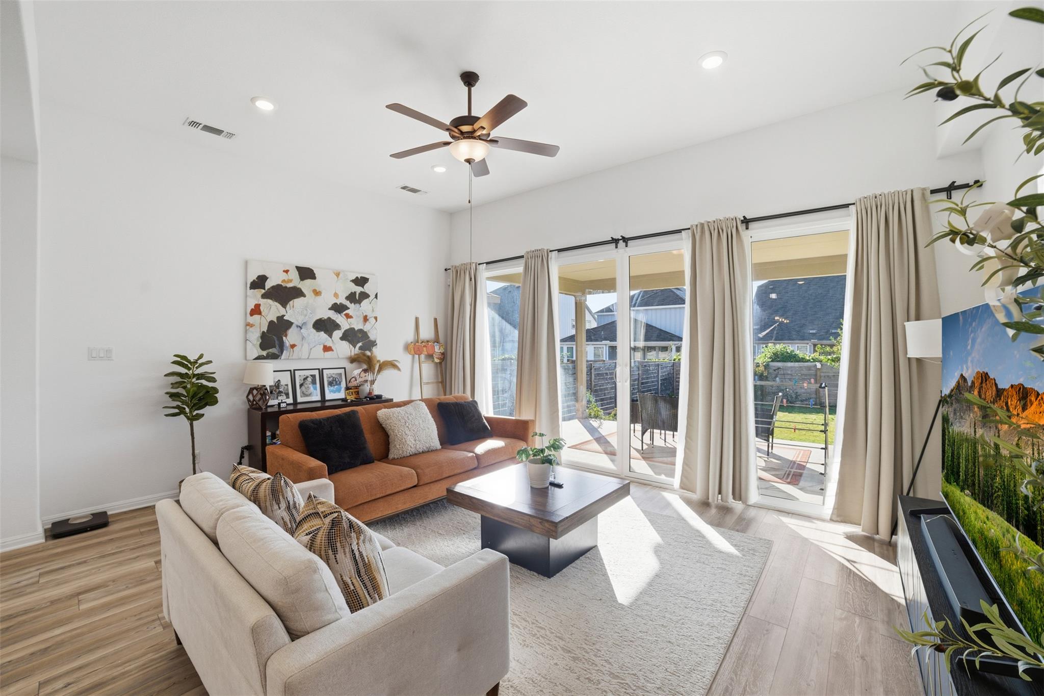 232 Turnbuckle Bnd, Leander, TX 78641