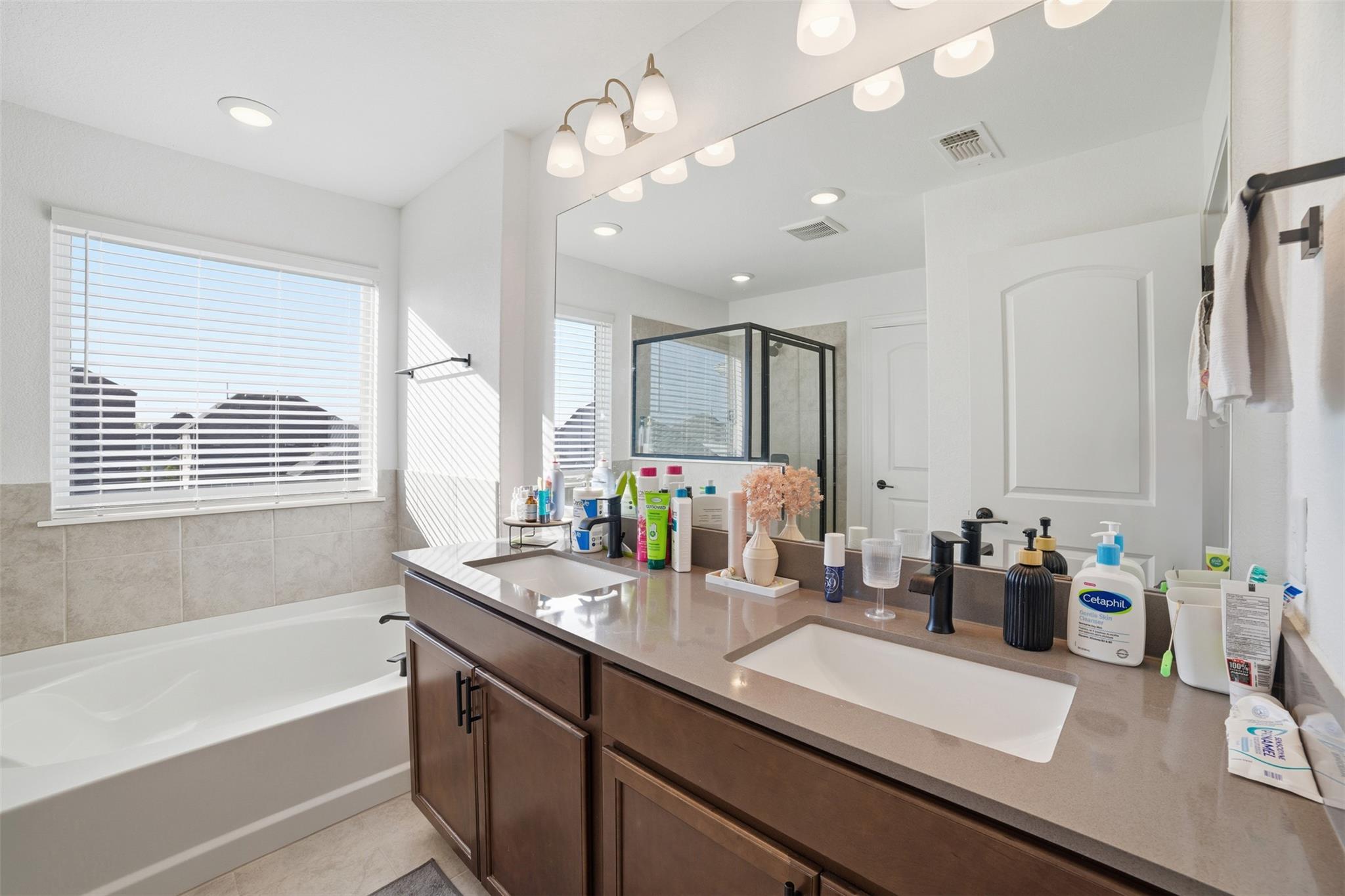 232 Turnbuckle Bnd, Leander, TX 78641