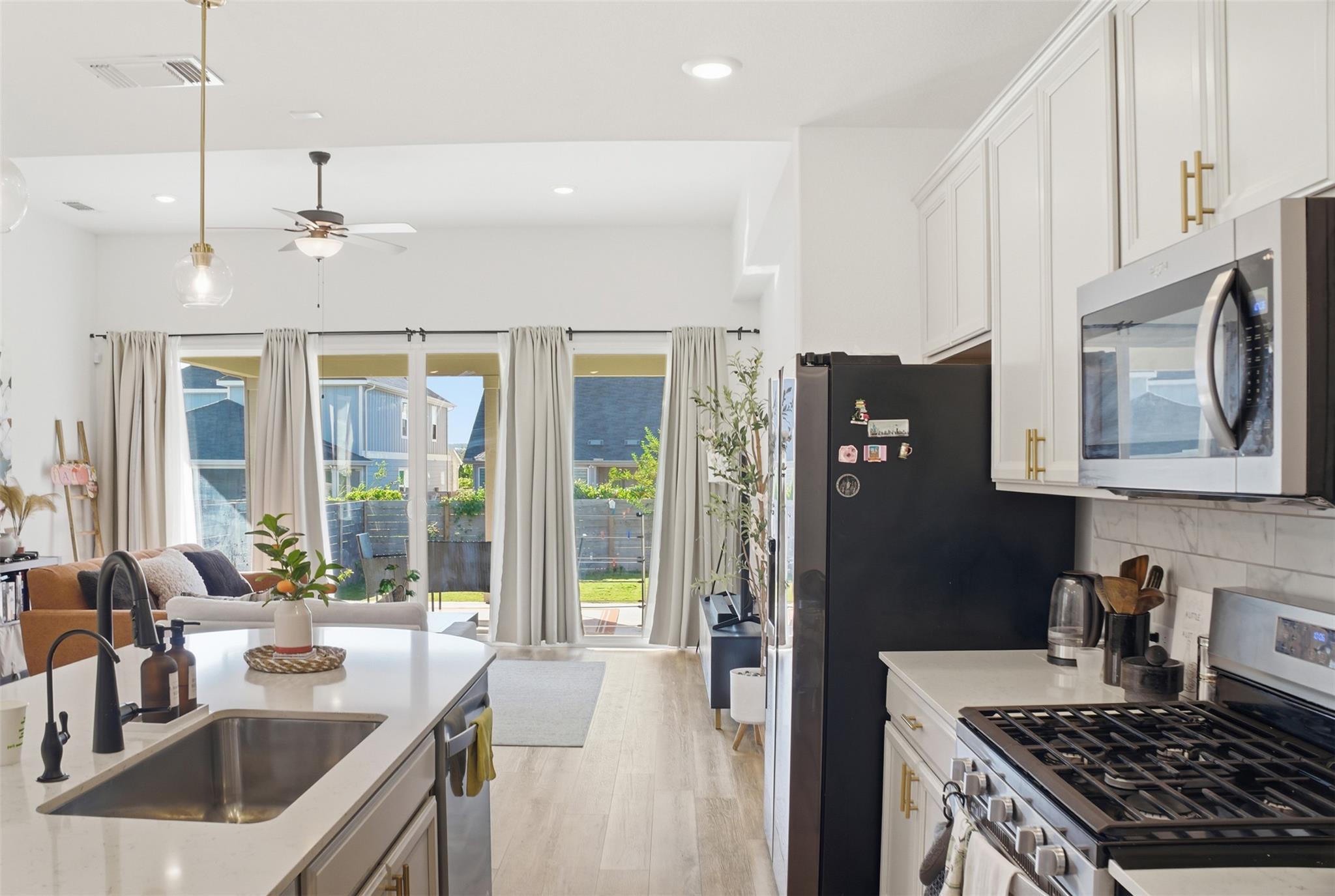 232 Turnbuckle Bnd, Leander, TX 78641