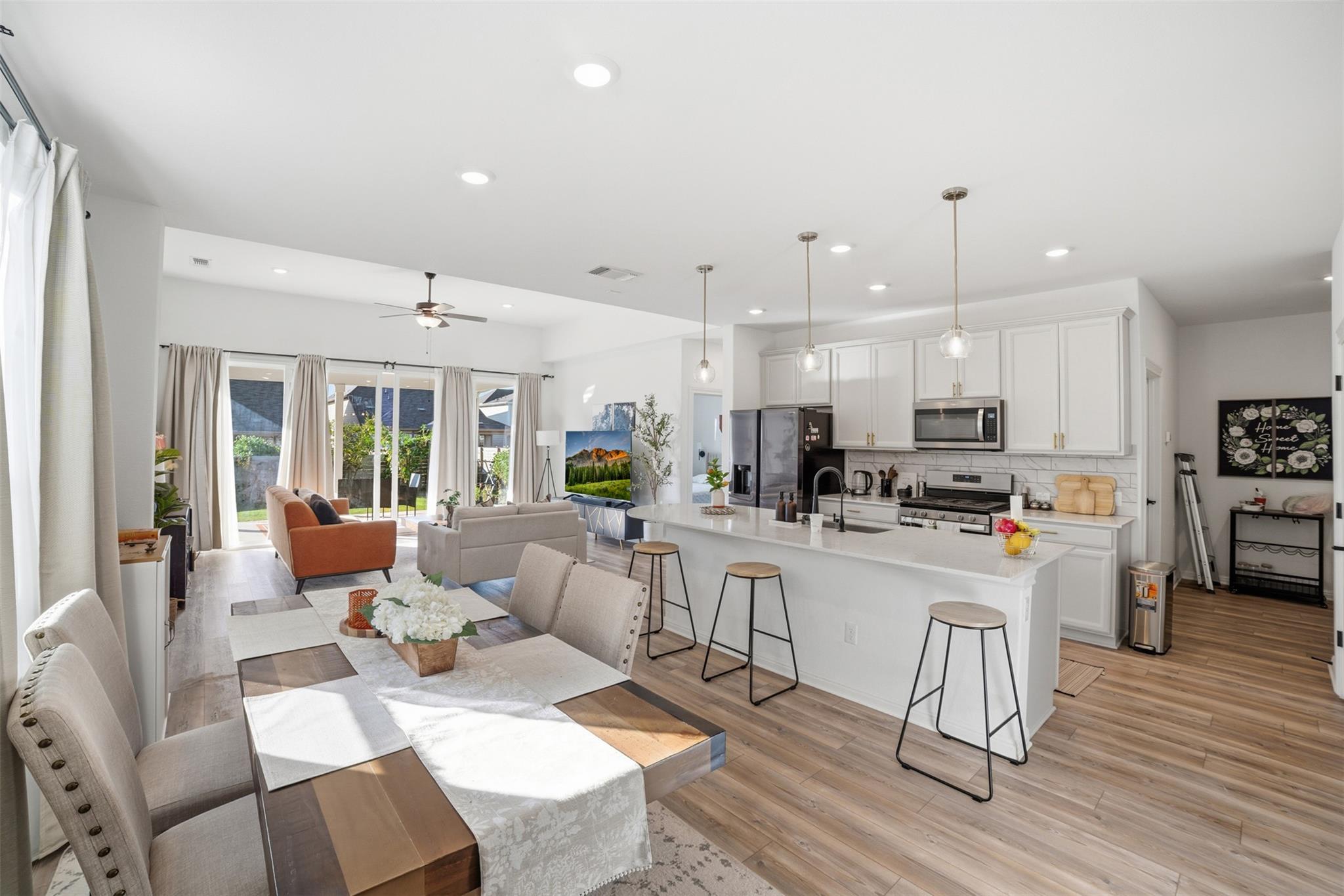 232 Turnbuckle Bnd, Leander, TX 78641