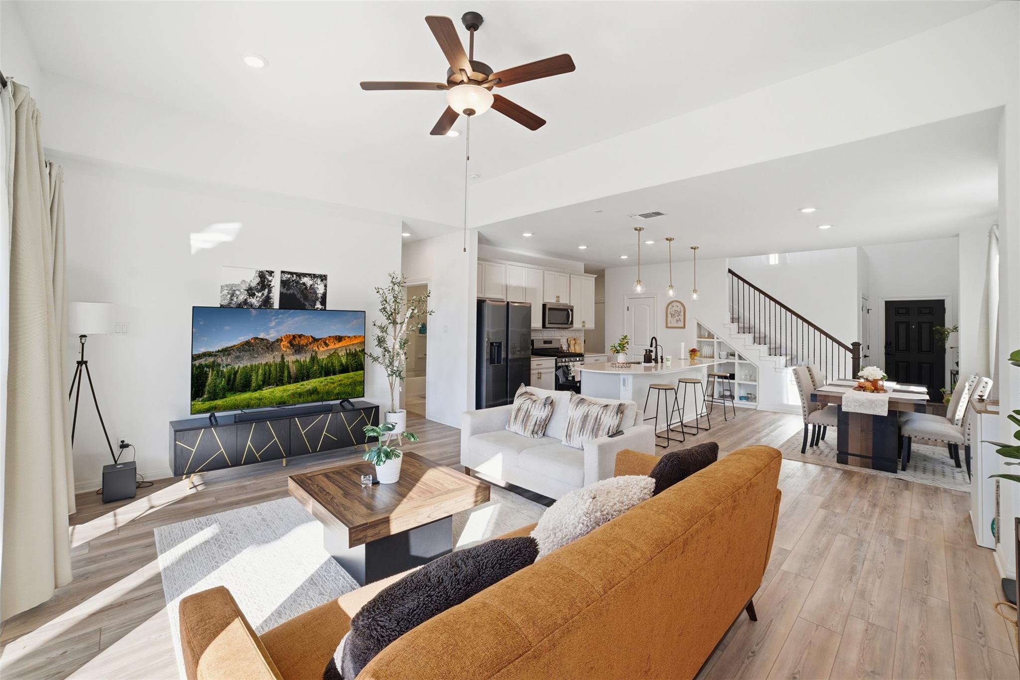 232 Turnbuckle Bnd, Leander, TX 78641