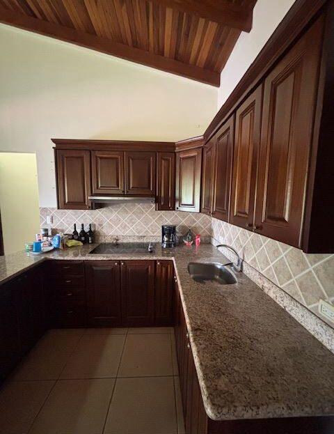 0 Atenas, Alajuela, Costa Rica, Out of State 20501