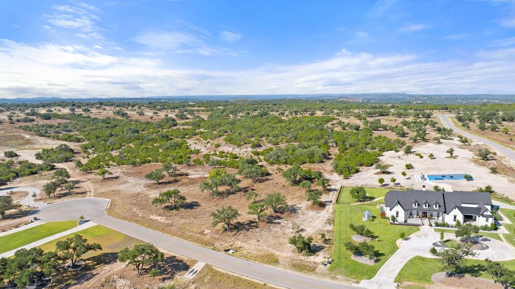 2058 Legacy Hills Dr, Johnson City, TX 78636