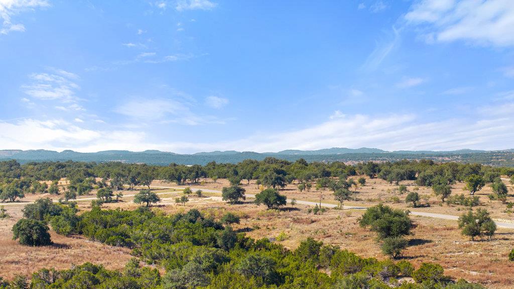 2058 Legacy Hills Dr, Johnson City, TX 78636