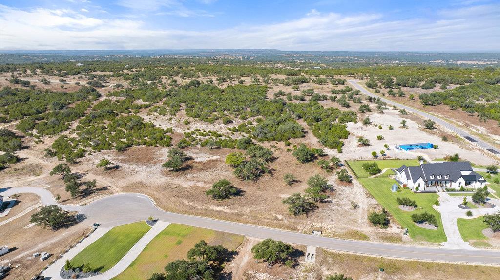 2058 Legacy Hills Dr, Johnson City, TX 78636