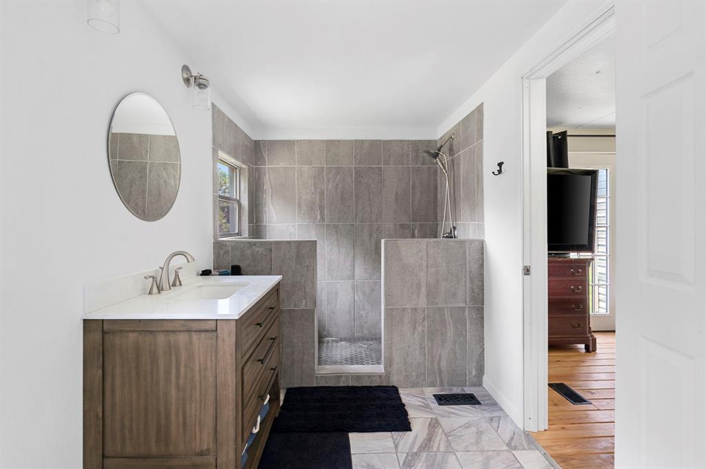 22601 Dewberry Holw, Leander, TX 78641