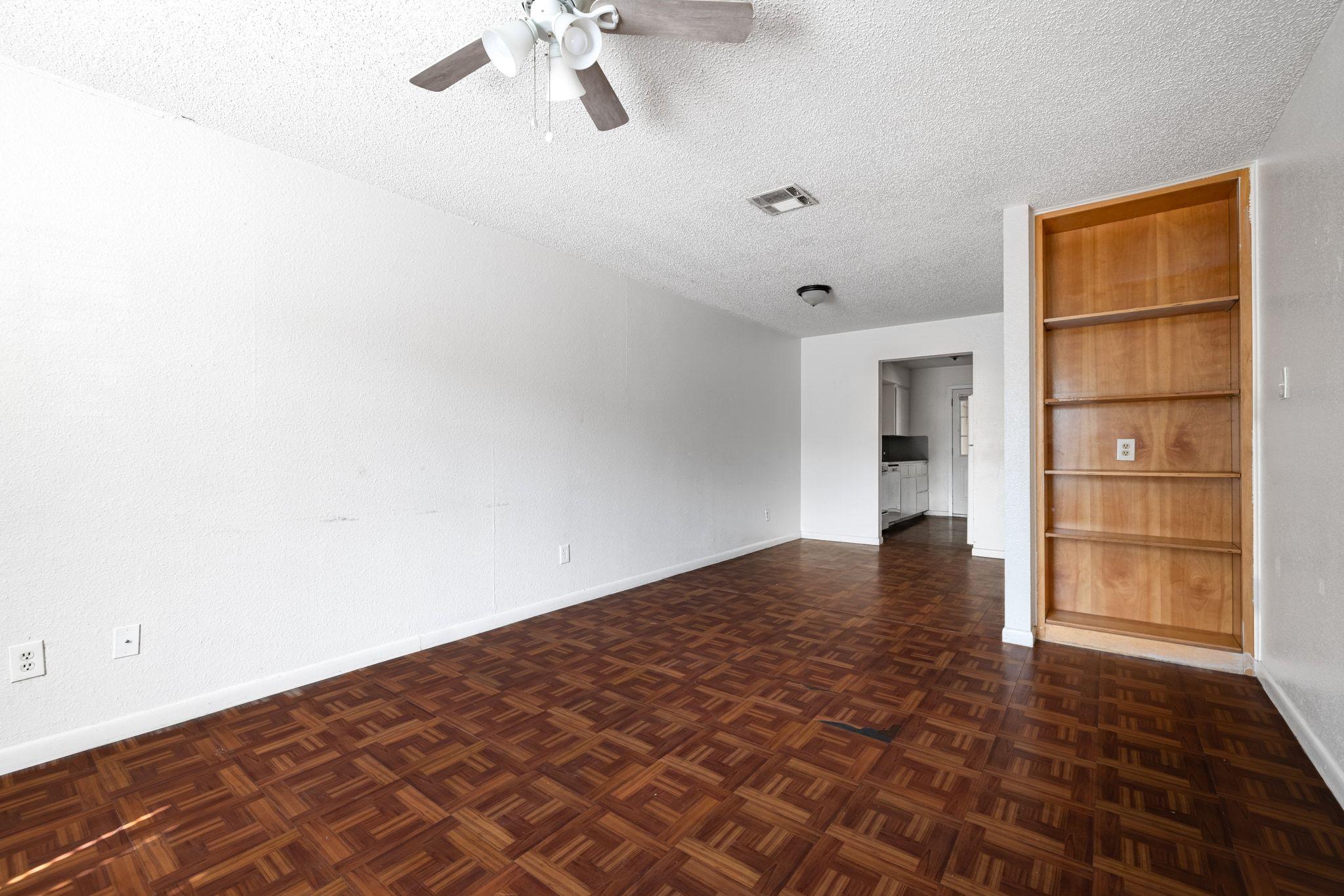 604 GAYLOR St # A, Austin, TX 78752