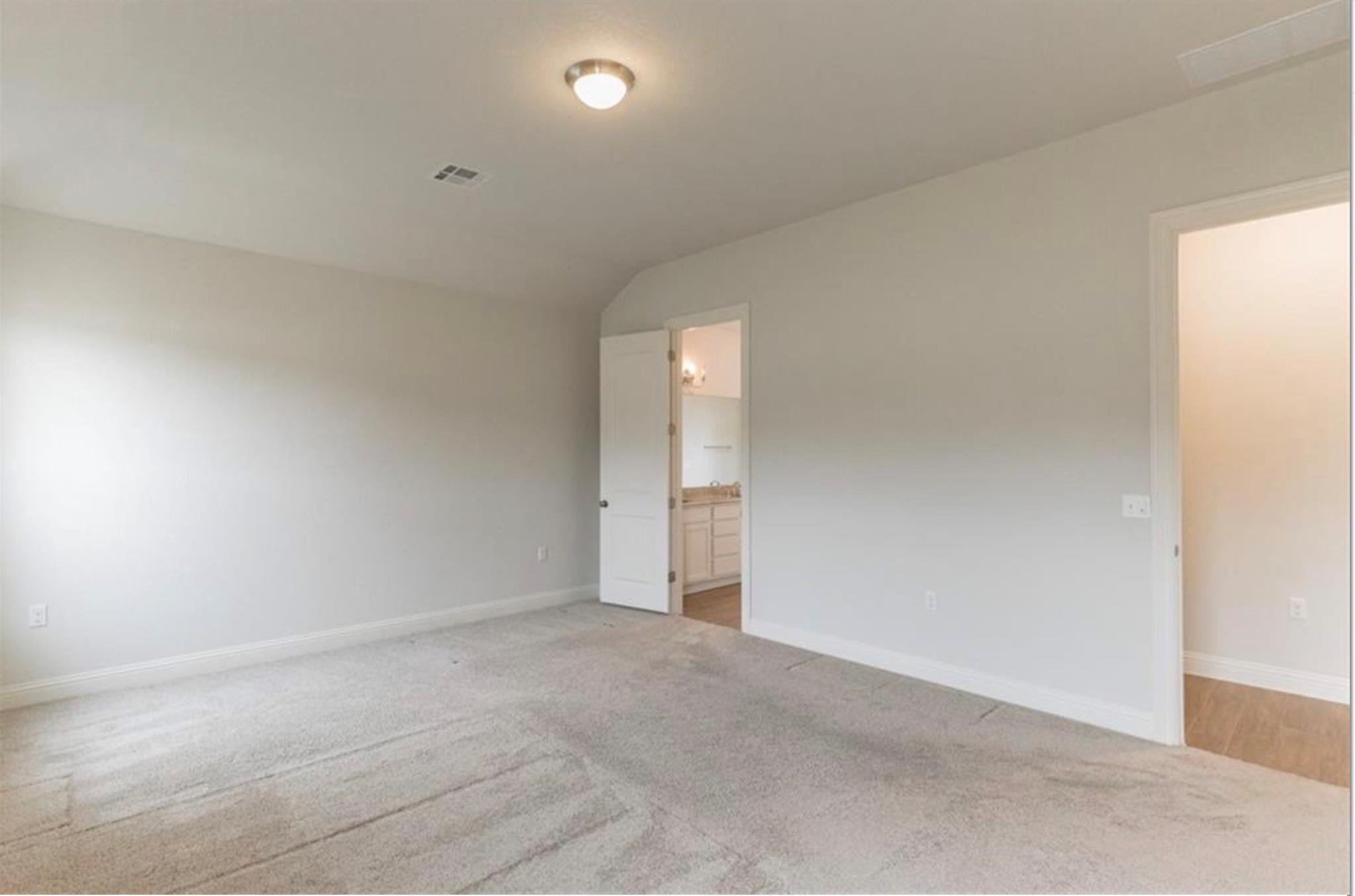 218 Gulfton St, Lakeway, TX 78738