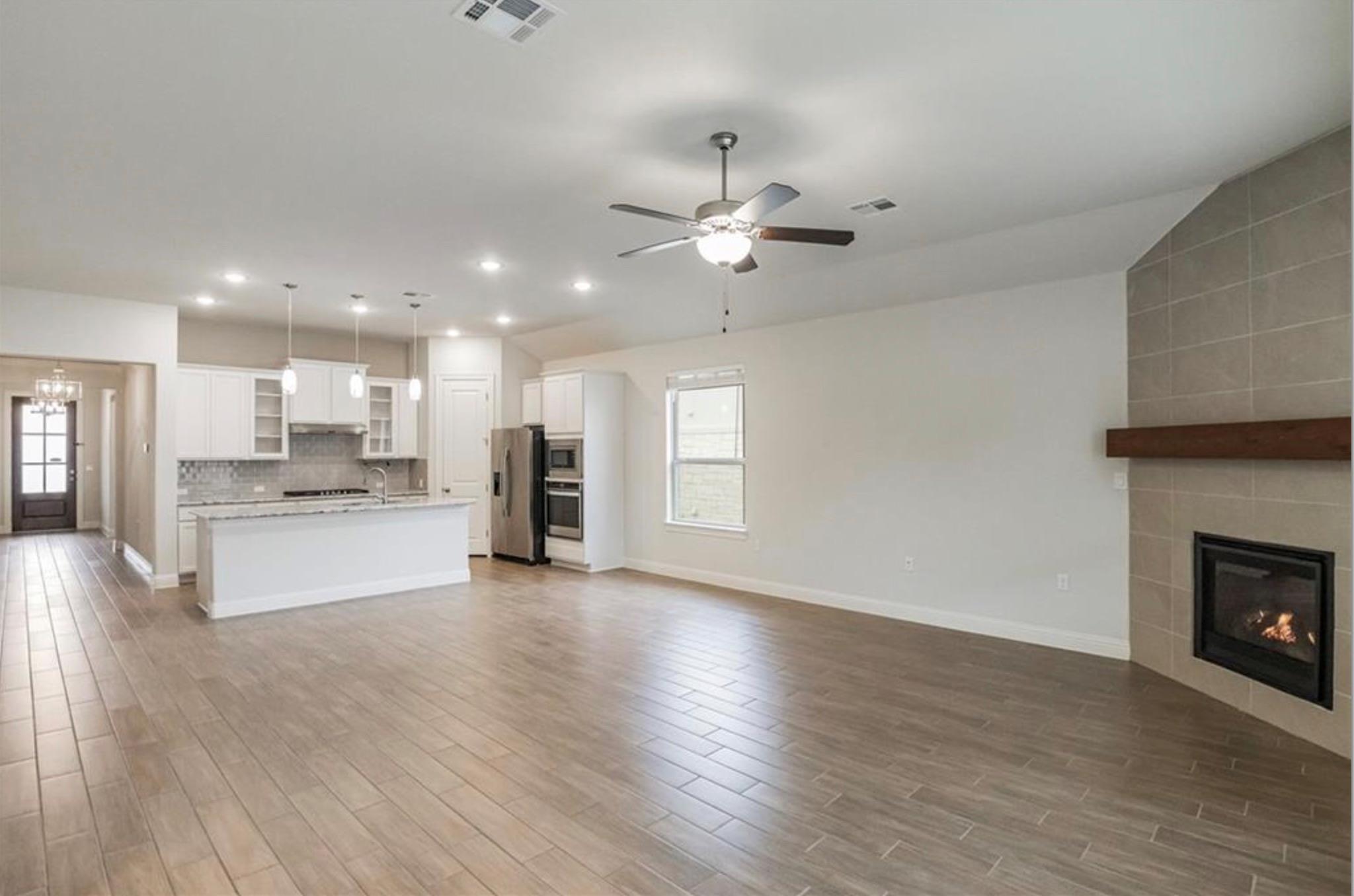 218 Gulfton St, Lakeway, TX 78738