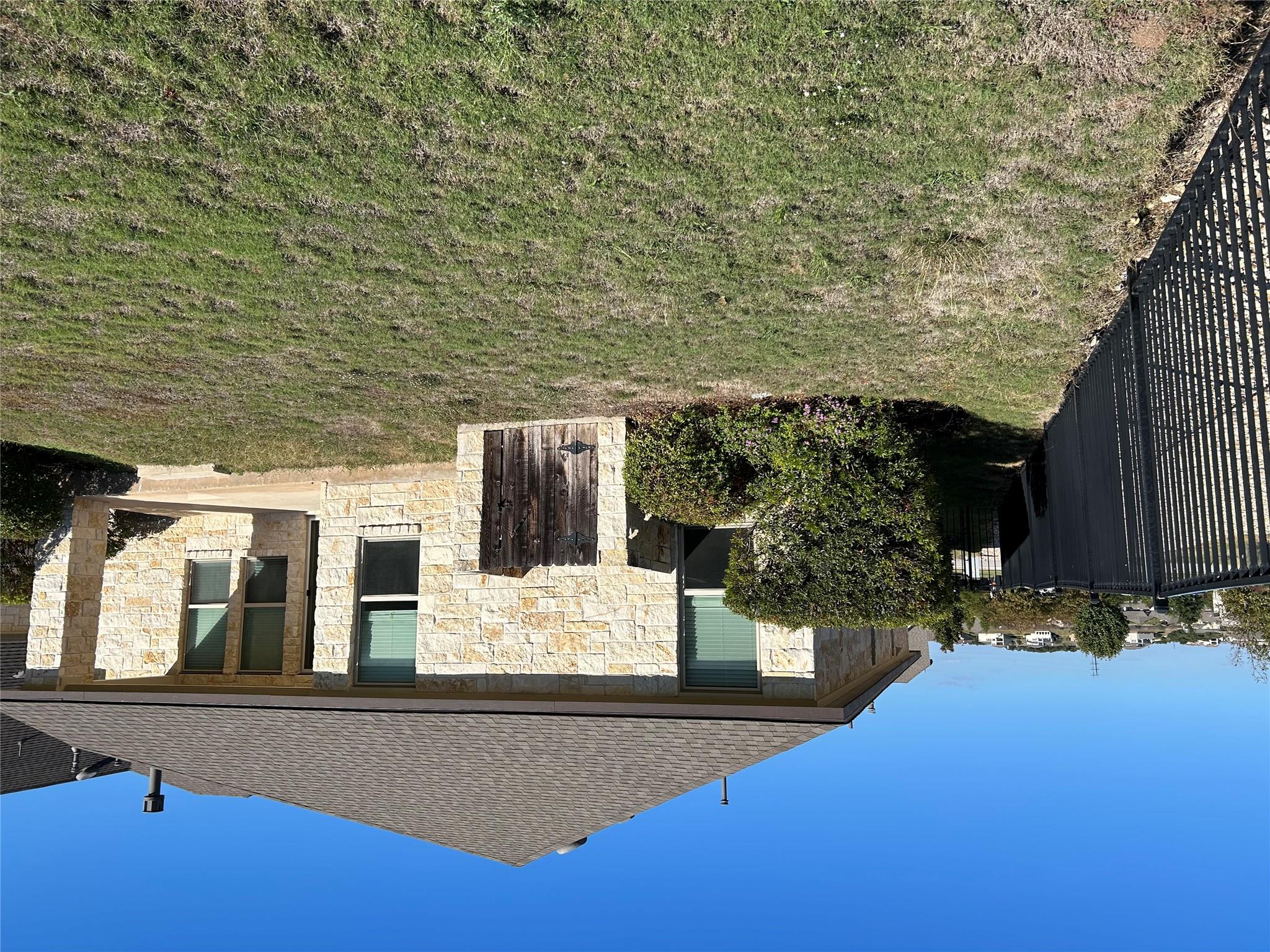 218 Gulfton St, Lakeway, TX 78738