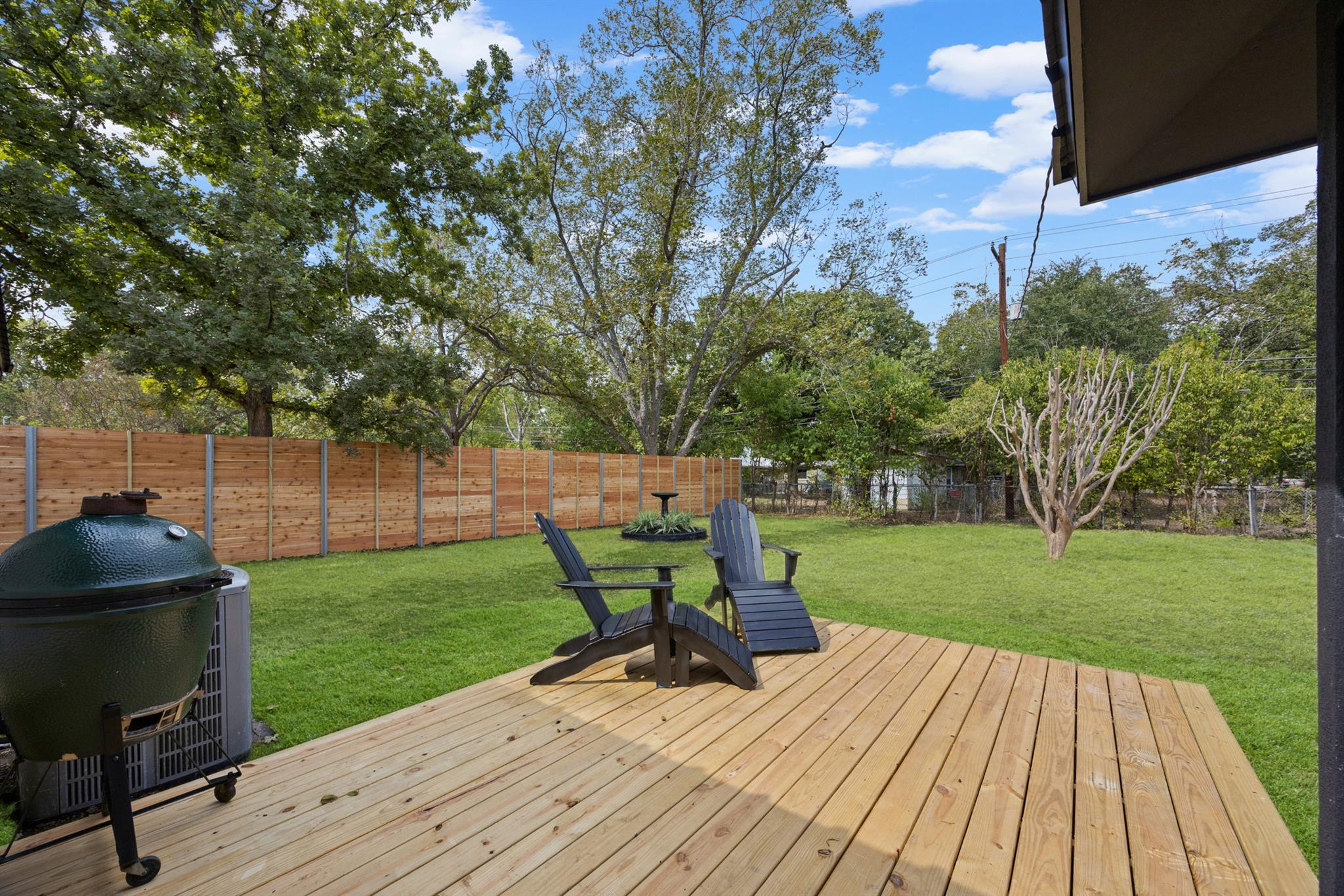 947 Field St, San Marcos, TX 78666