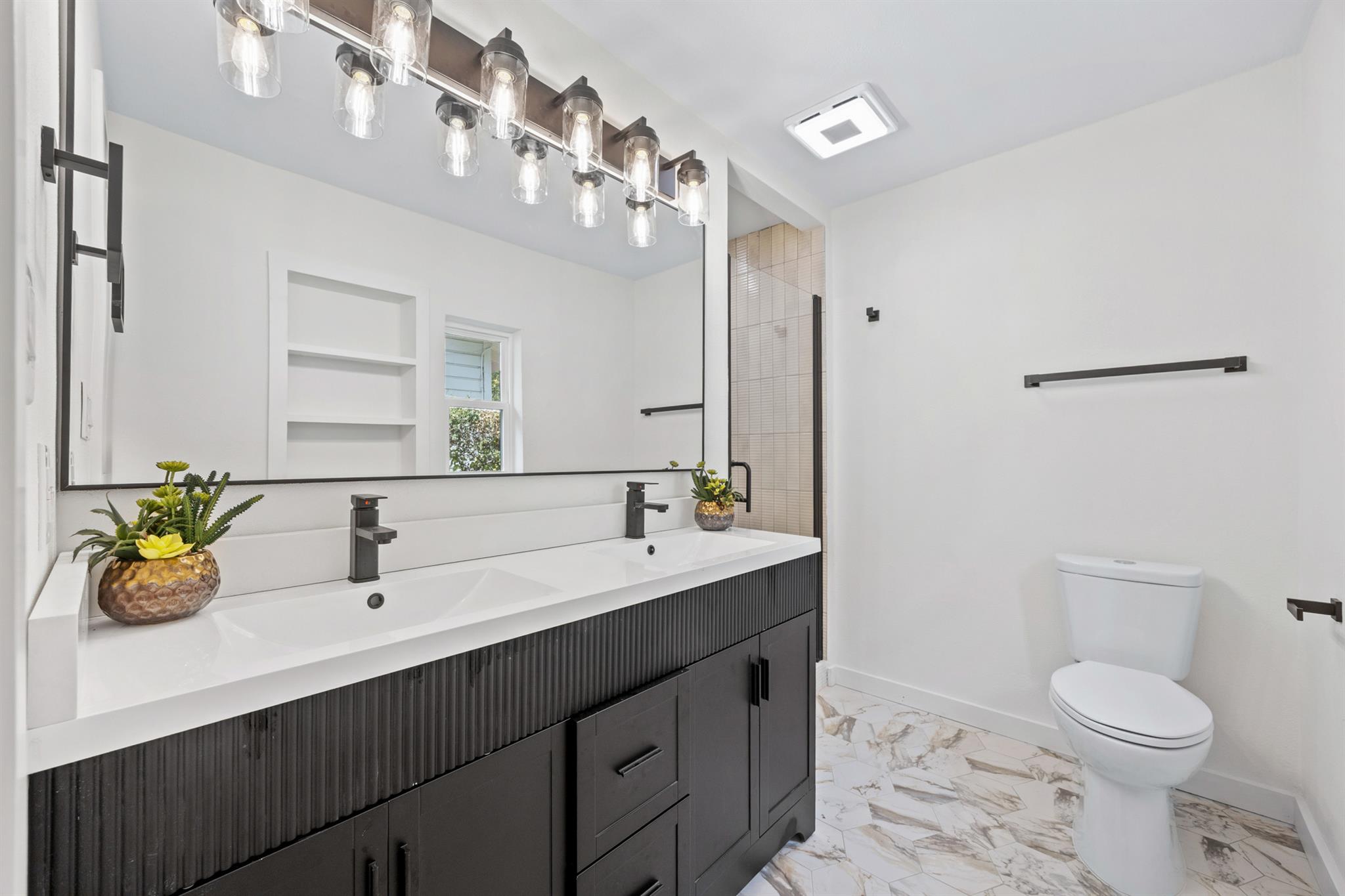 947 Field St, San Marcos, TX 78666