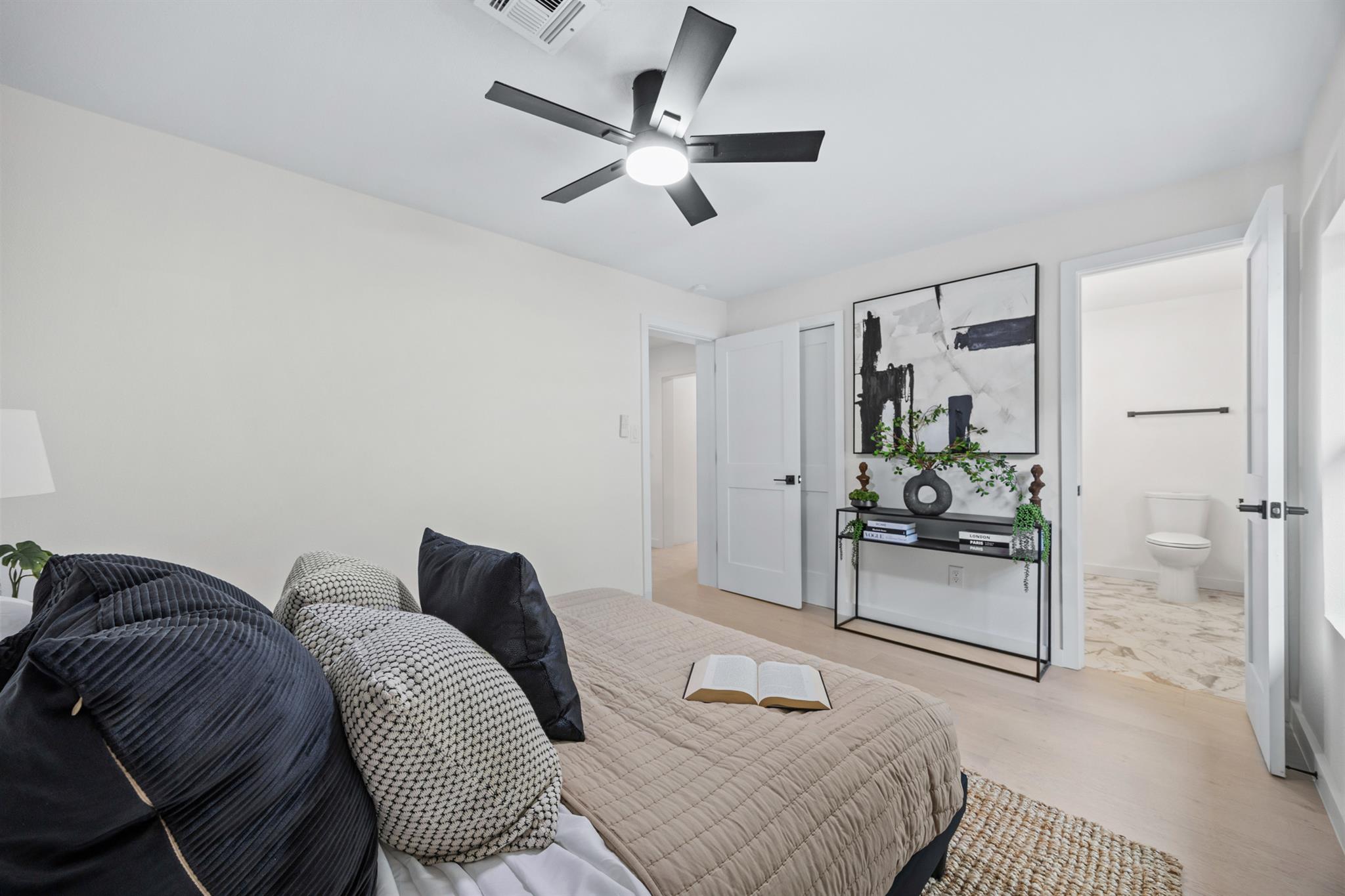 947 Field St, San Marcos, TX 78666