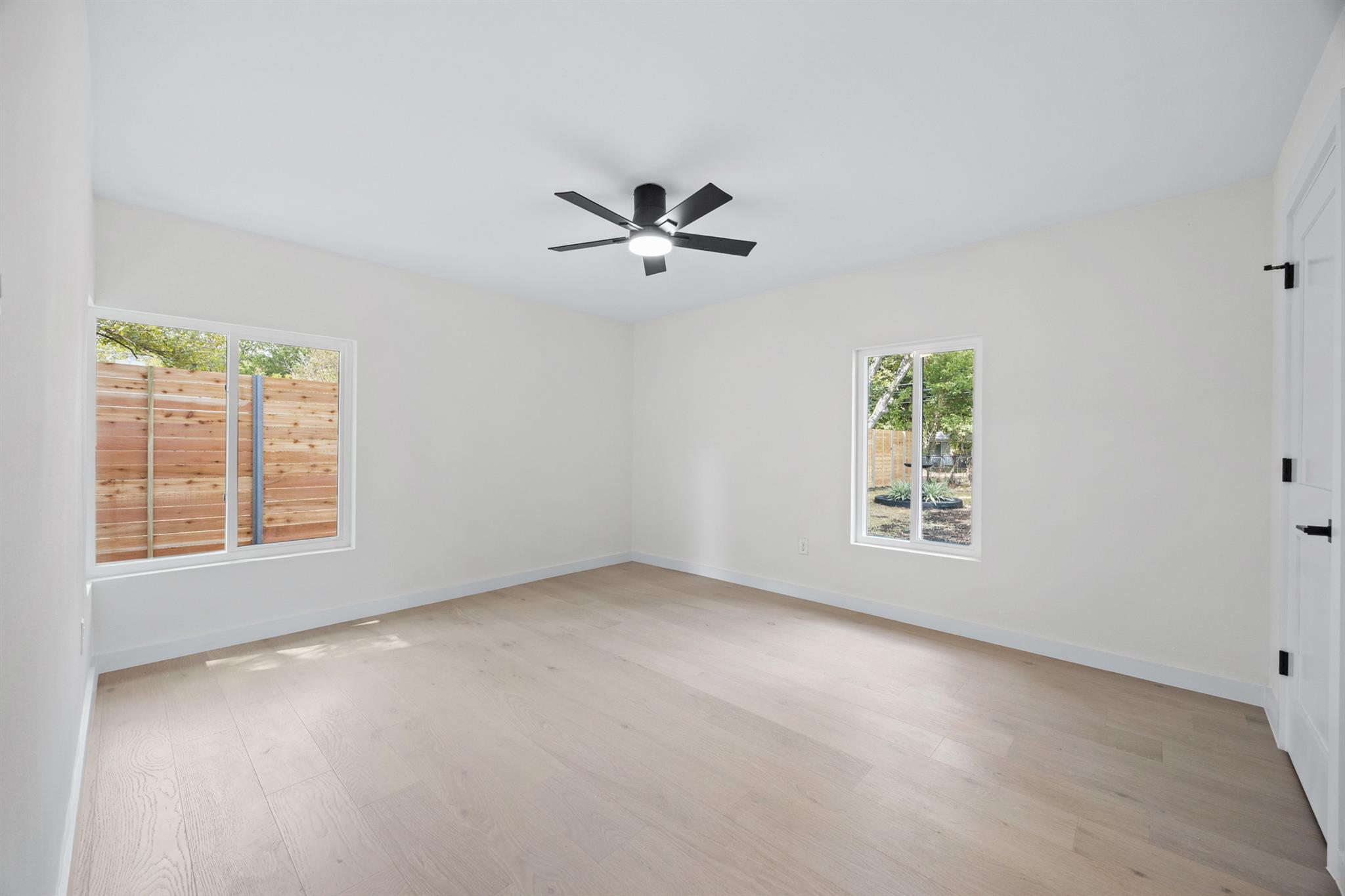 947 Field St, San Marcos, TX 78666